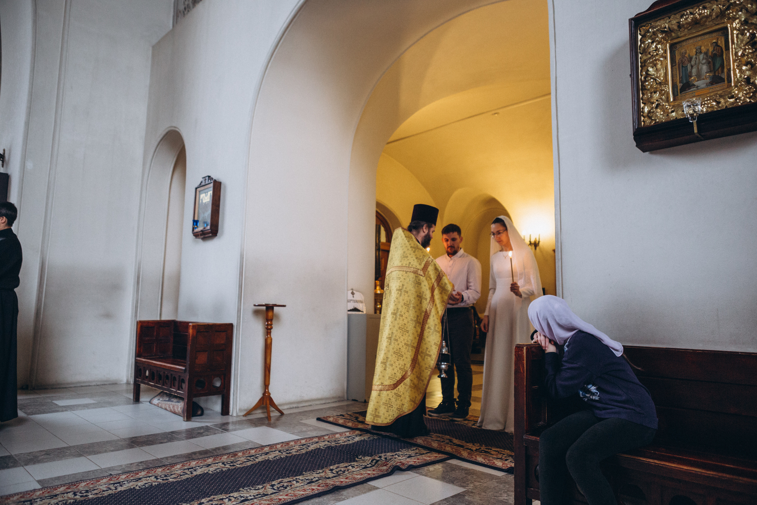 Венчание в Церкви Иконы Божией Матери Казанская на Валаамском подворье. Свадебный и семейный фотограф в Санкт-Петербурге Яцына Юрий. Видеоопер