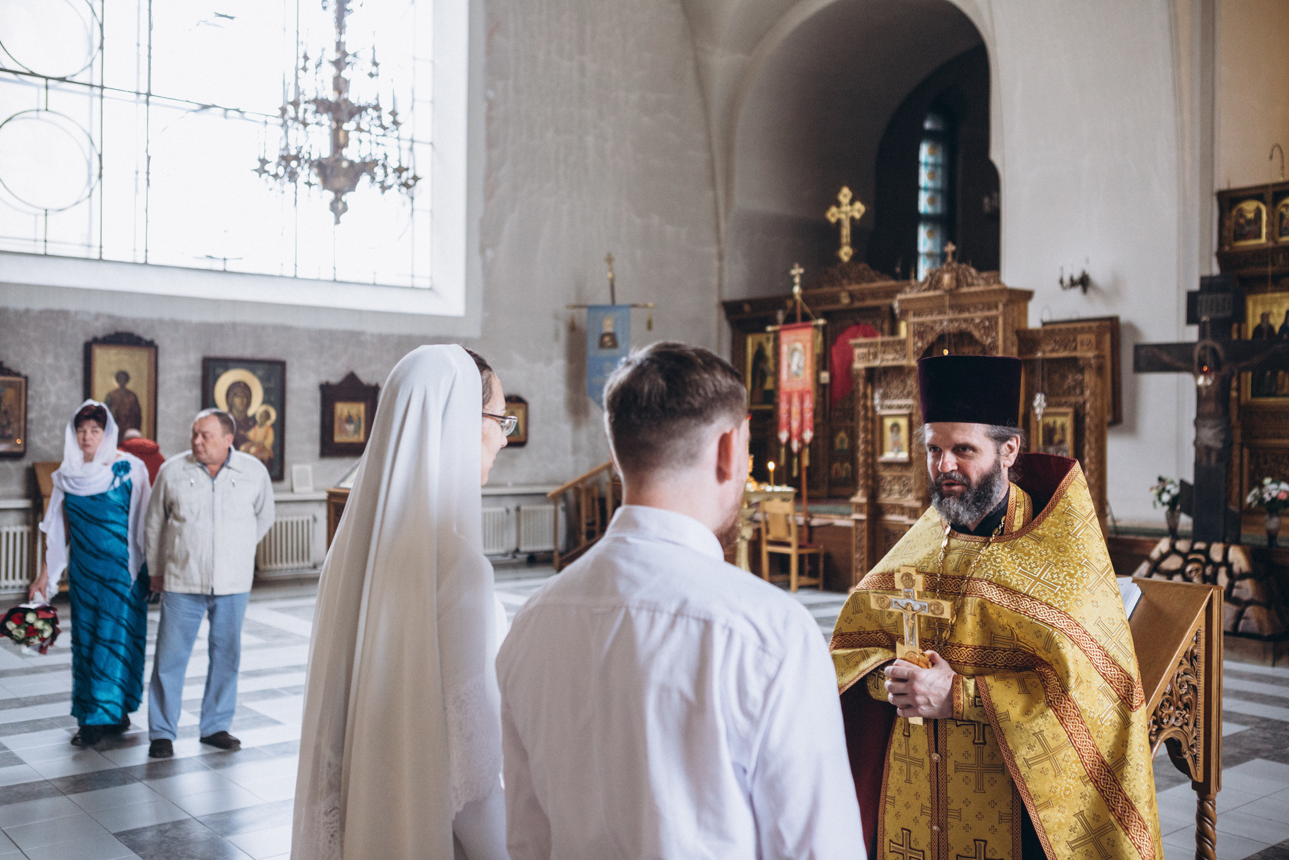 Венчание в Церкви Иконы Божией Матери Казанская на Валаамском подворье. Свадебный и семейный фотограф в Санкт-Петербурге Яцына Юрий. Видеоопер