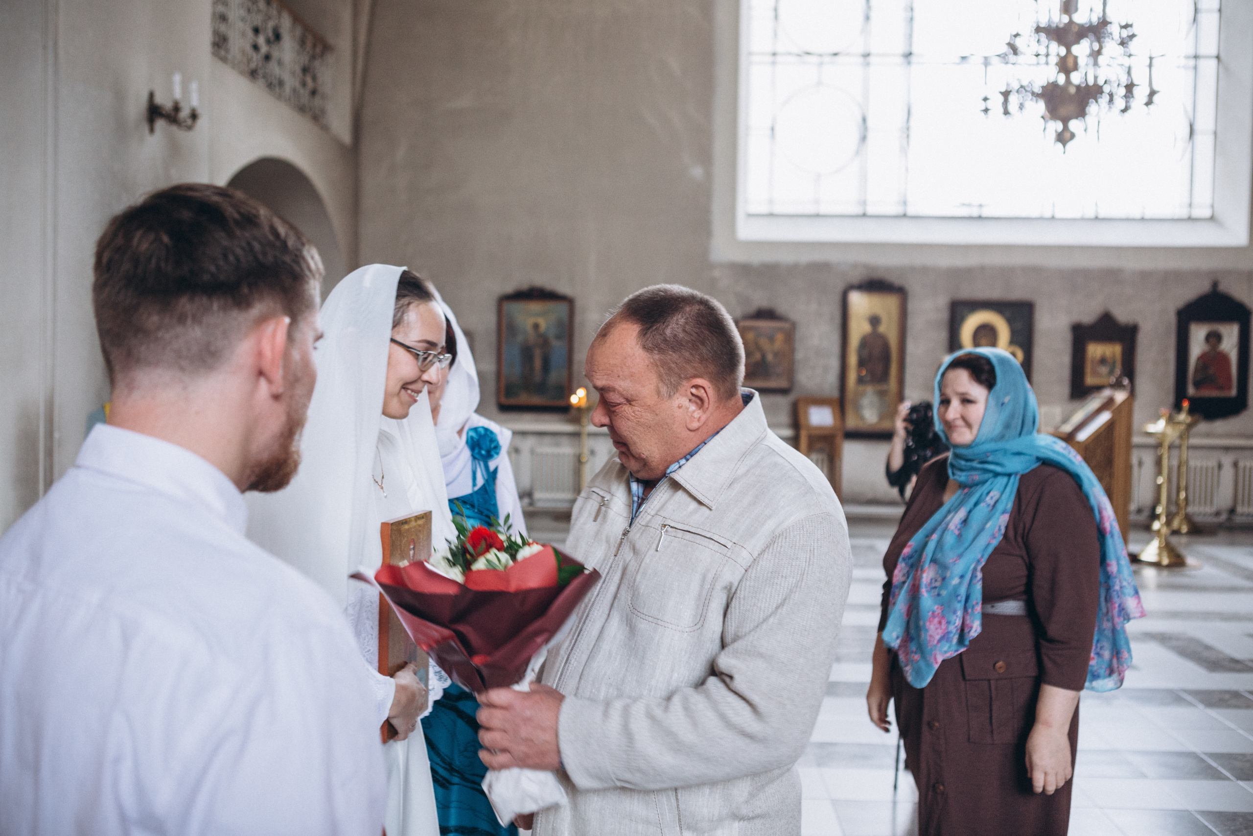 Венчание в Церкви Иконы Божией Матери Казанская на Валаамском подворье. Свадебный и семейный фотограф в Санкт-Петербурге Яцына Юрий. Видеоопер