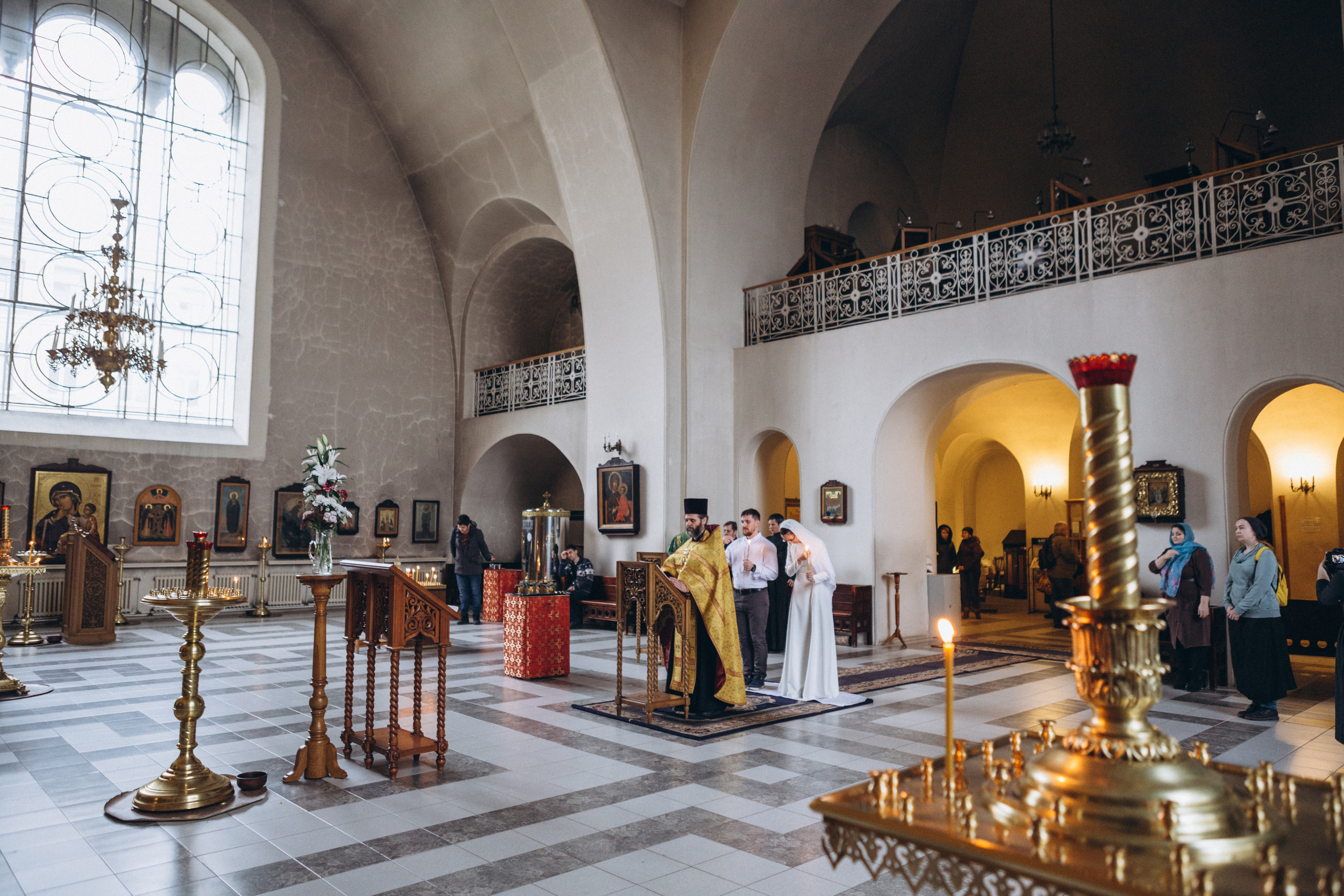 Венчание в Церкви Иконы Божией Матери Казанская на Валаамском подворье. Свадебный и семейный фотограф в Санкт-Петербурге Яцына Юрий. Видеоопер