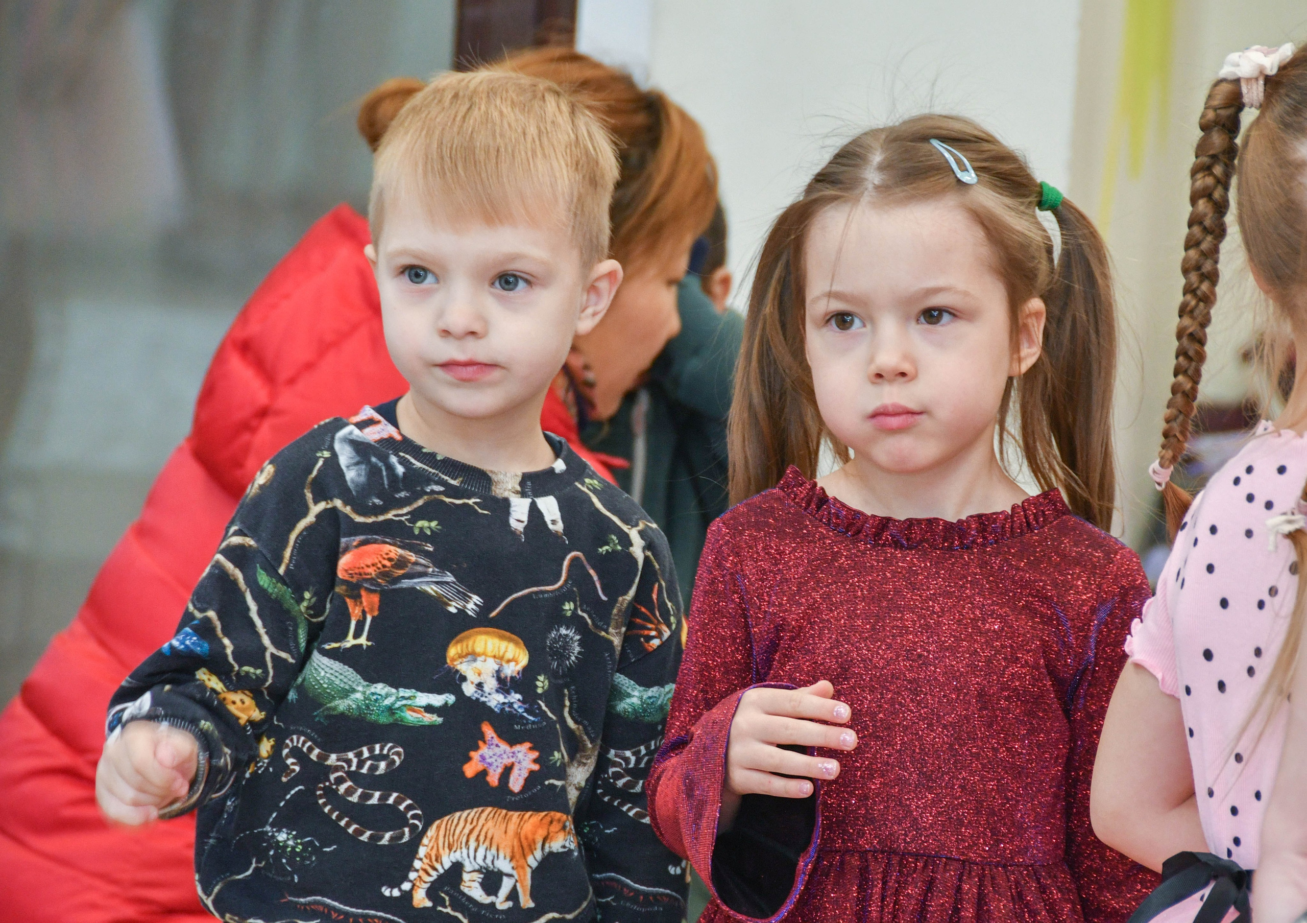 2023 г. День дошкольного работника и прогулка. Репортажный и детский фотограф в Новосибирске