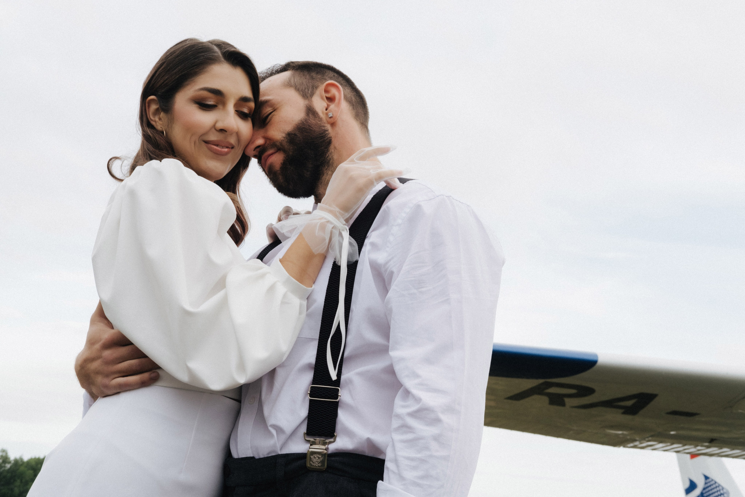 Flying love. Свадебный фотограф в Екатеринбурге — заказ профессиональной фотосесии, все виды фотосъемки