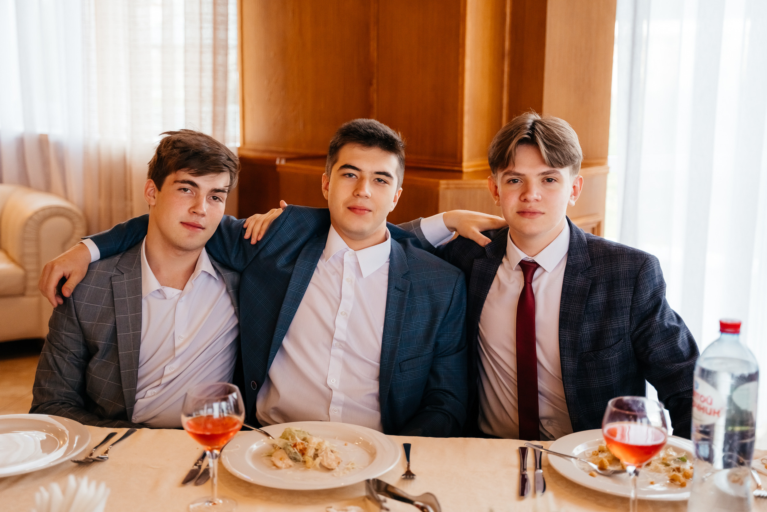Выпускной 11а. Семейный, детский и школьный фотограф в Надыме Анастасия Шендрикова
