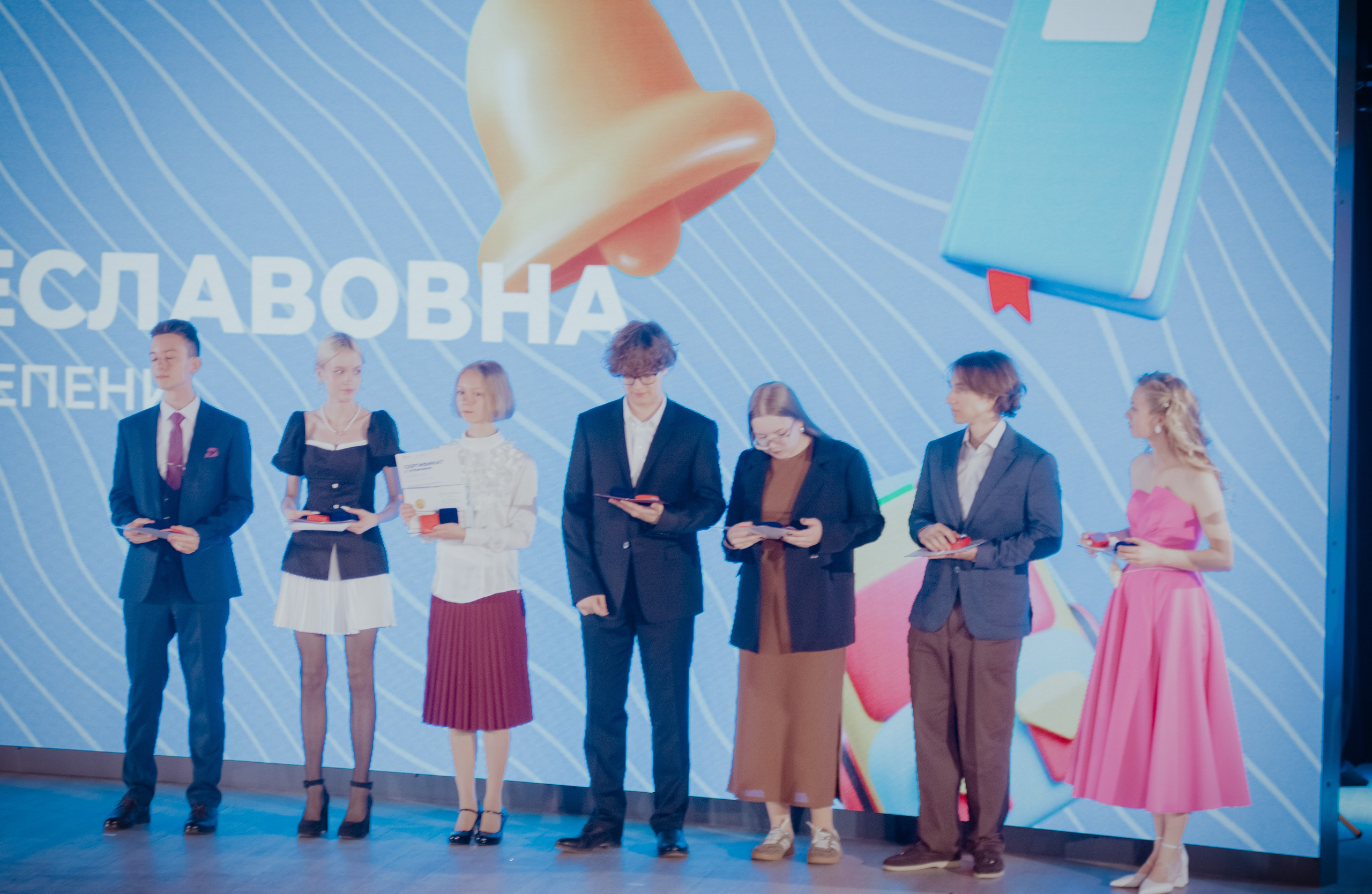 Выпускной 2025 ГБОУ г. Москвы «Школа № 1329». Фотограф и оператор в Москве Елизавета Коргалидзе