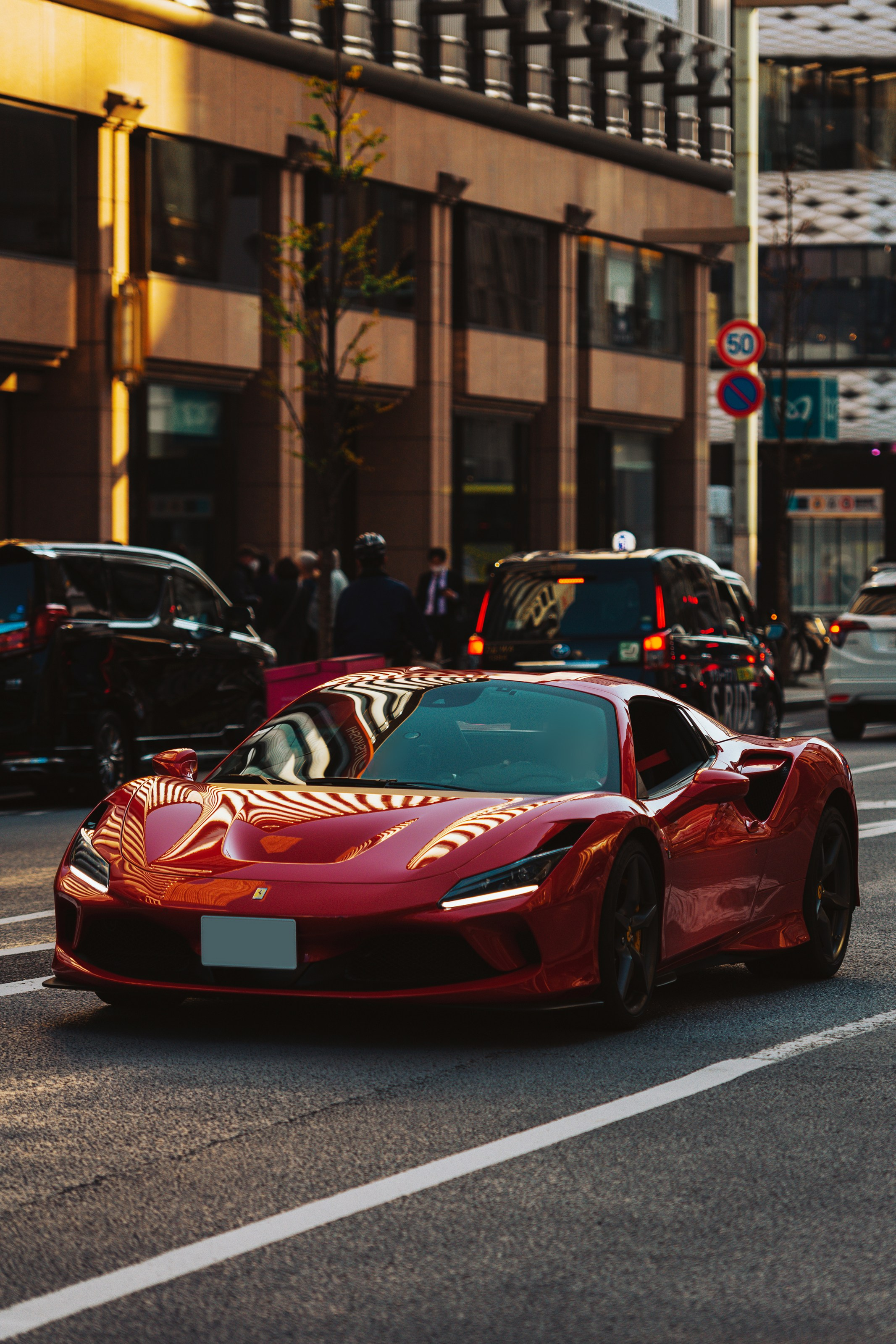 Cars in Tokyo. Photographer in Tokyo Anatolii Ozarto