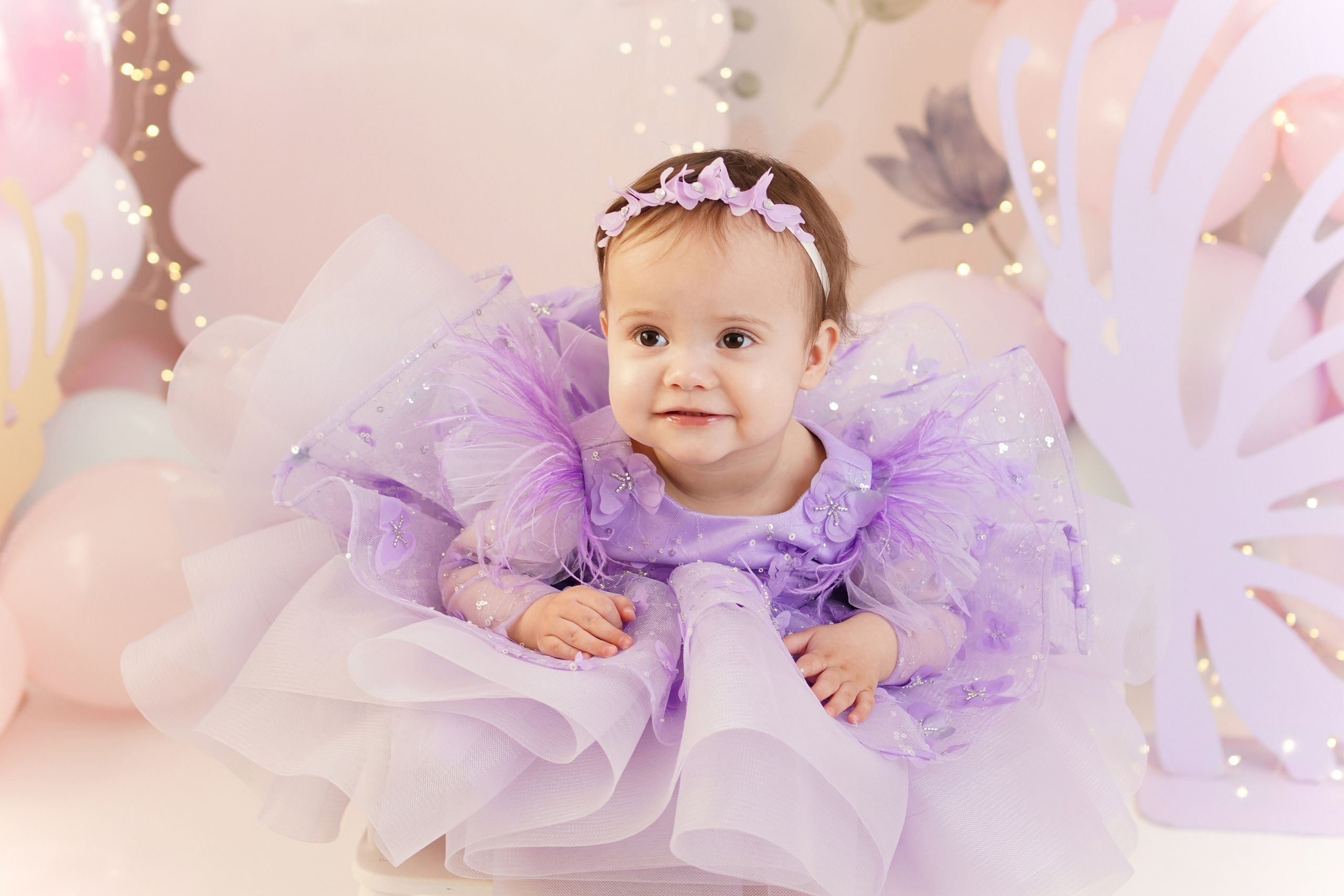 Детская фотосессия Первый год для девочек. Детский фотограф и фотограф новорожденных в Калининград Оксана Иваний