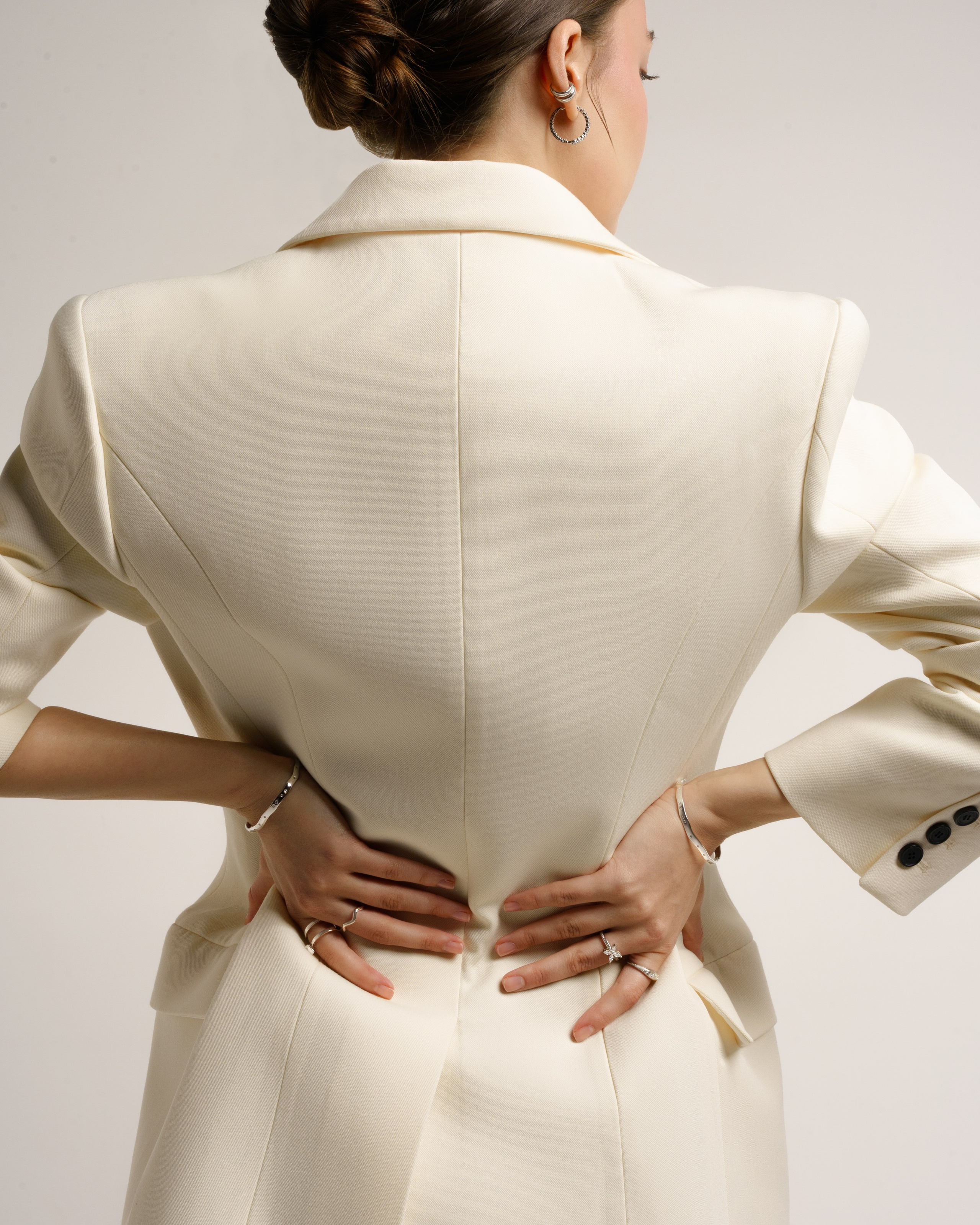 Yelle. Главная