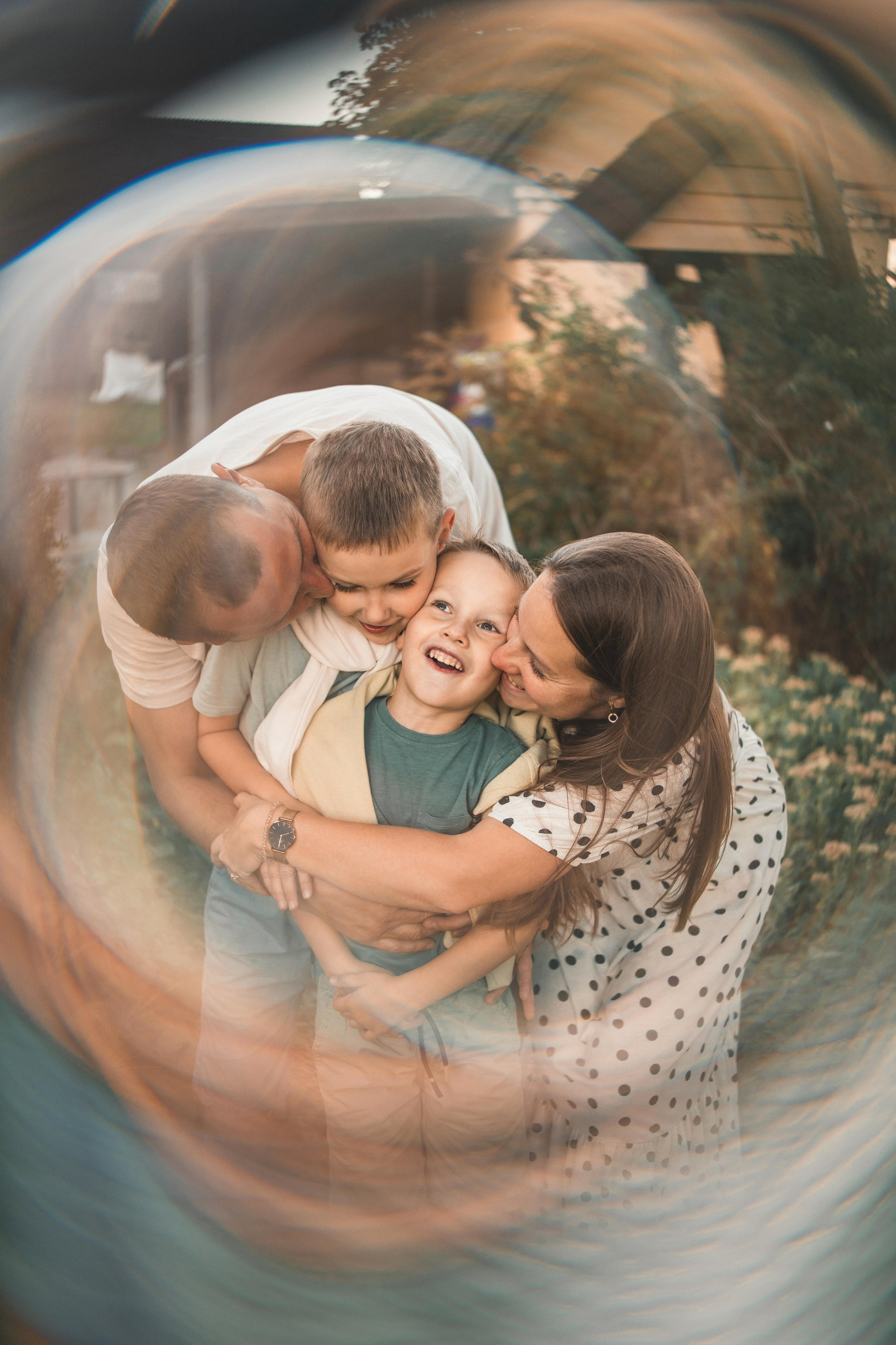 СЪЕМКА НА УЧАСТКЕ. Семья Юлии. Фотограф Марта Козел. Гродно, Беларусь