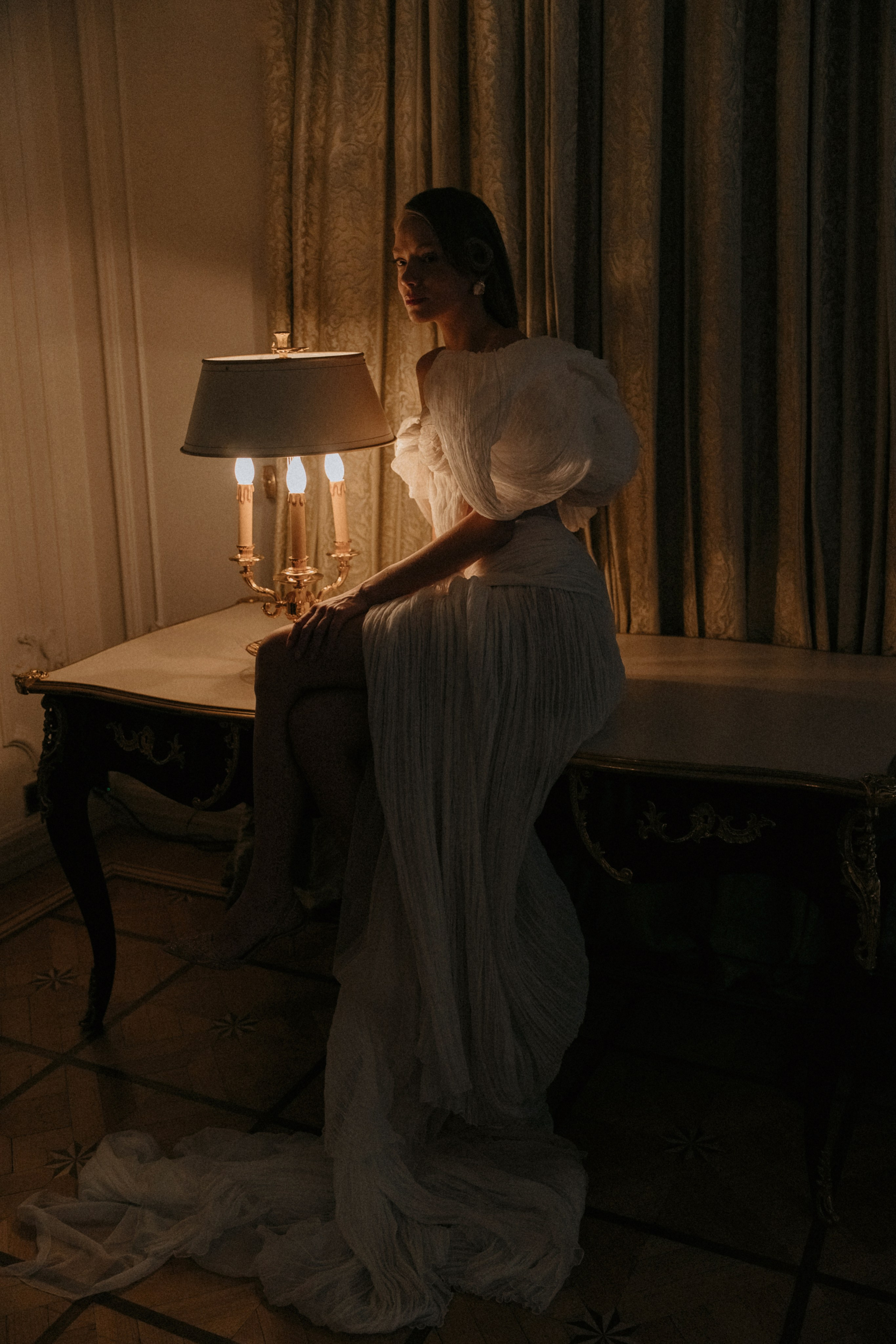 Свадебная фотосъемка в отеле Савой. Свадебный фотограф Москва