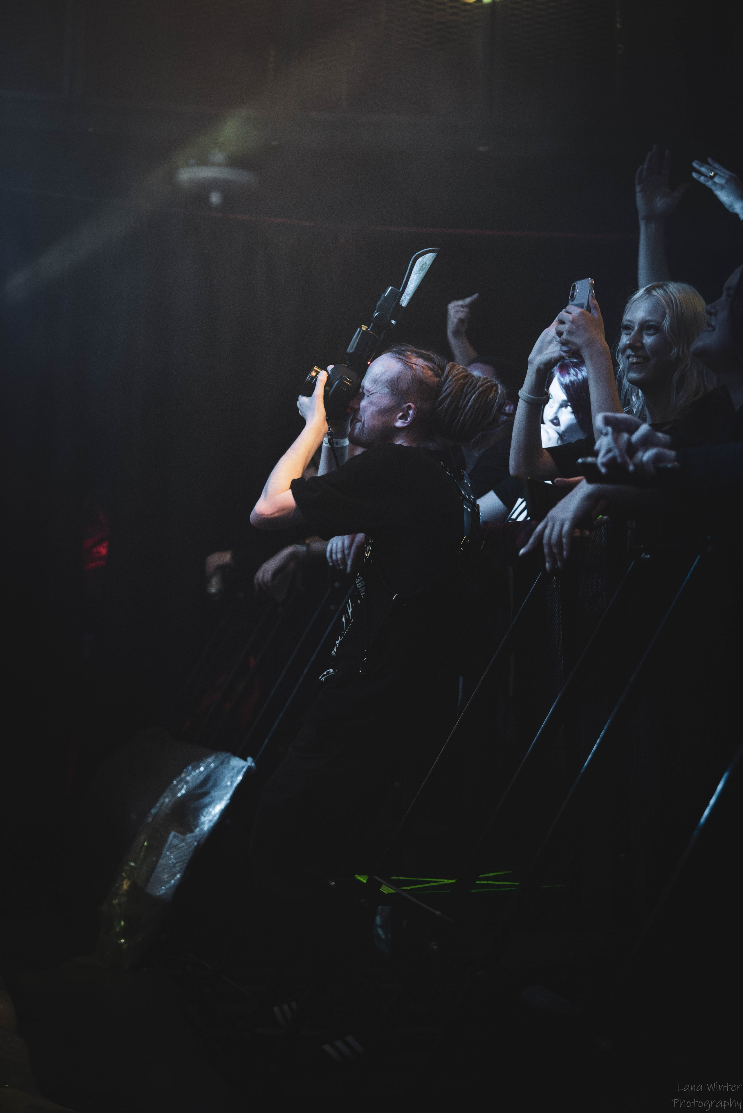 7000$ (29 июня 2025 года, Москва, клуб Урбан). Фотограф Светлана Блинова, Москва и Московская область