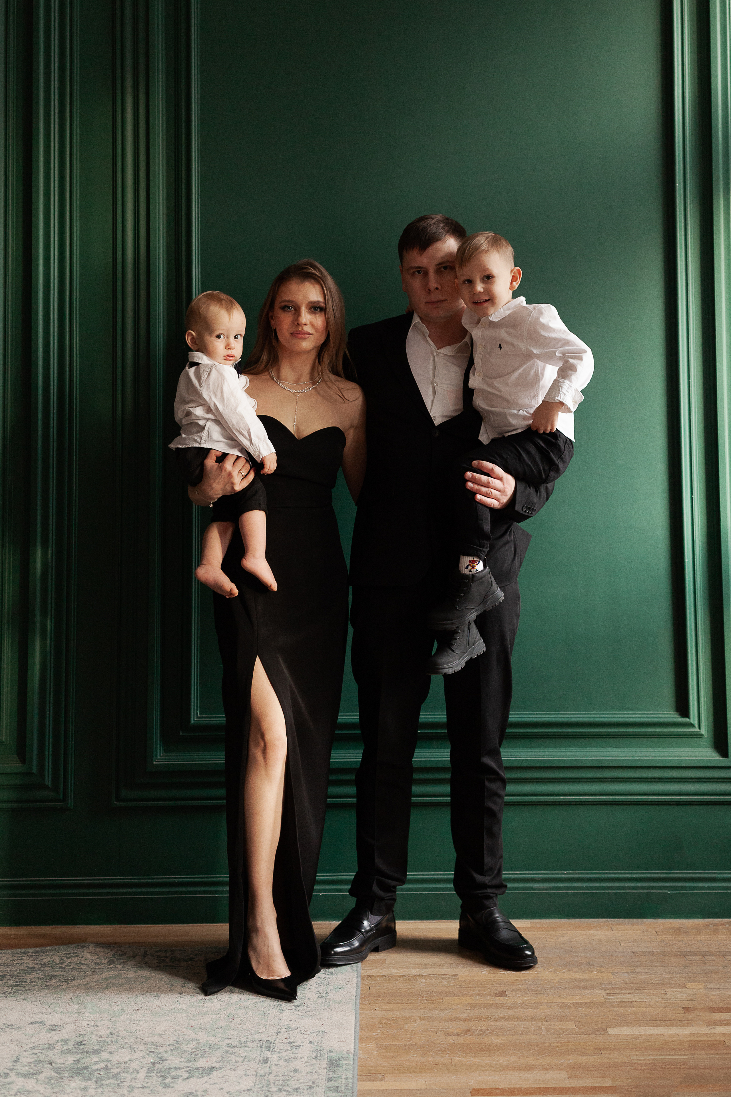 Mr. & Mrs. Smitt. Katya Tyulyandina