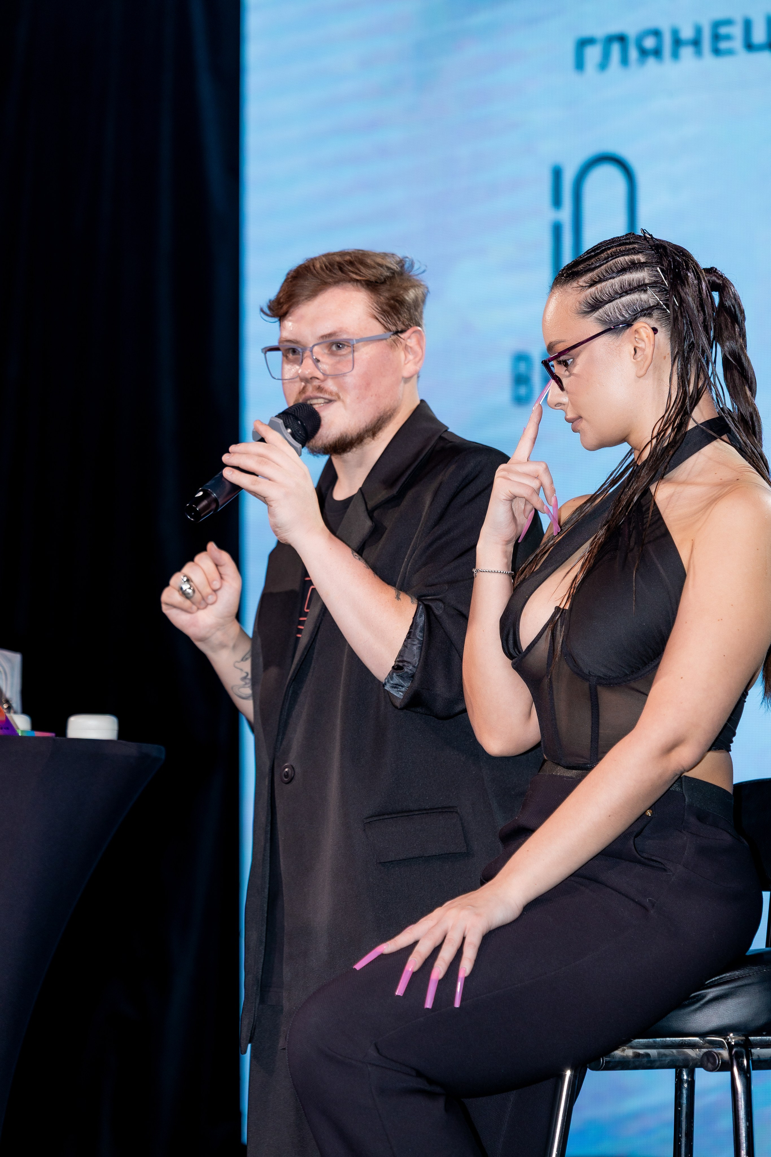 Мастер-класс по макияжу на Модной волне от Ивана Смирнова, звездного визажиста. Студия фото, видеографии и мультимедийного дизайна в Москве Multi Frame Studio