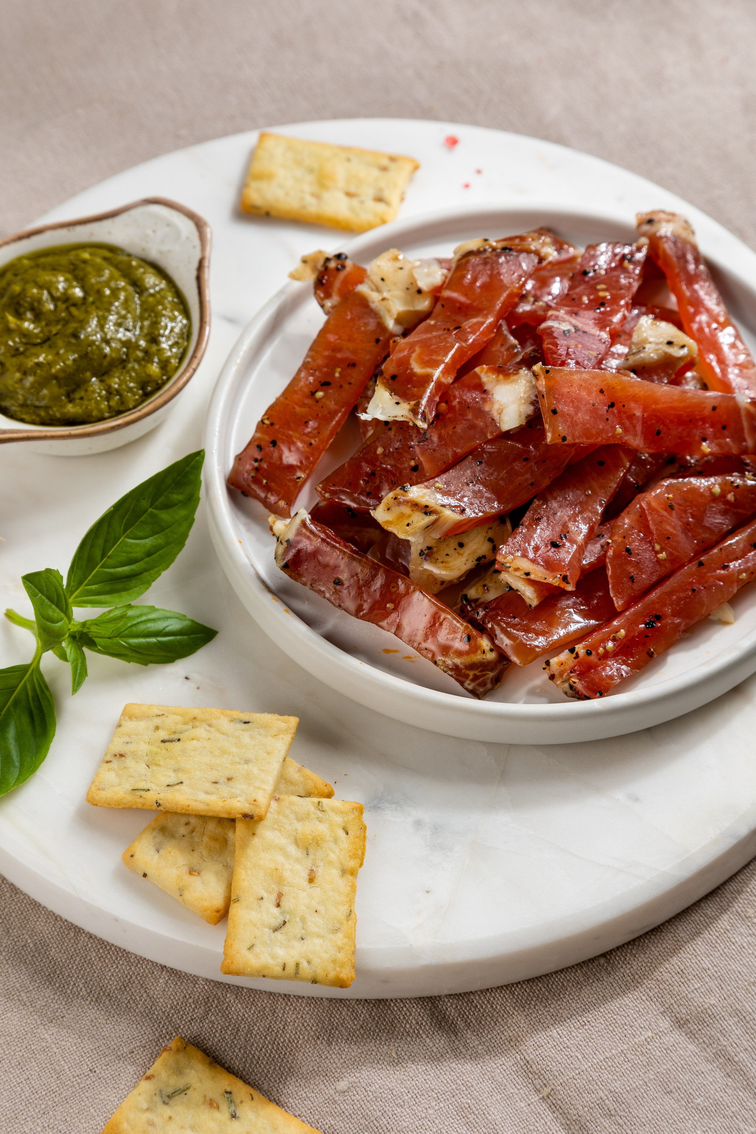 Мясной продукт, съёмка для каталога. Ольга Панкова предметный и фуд-фотограф в Краснодаре