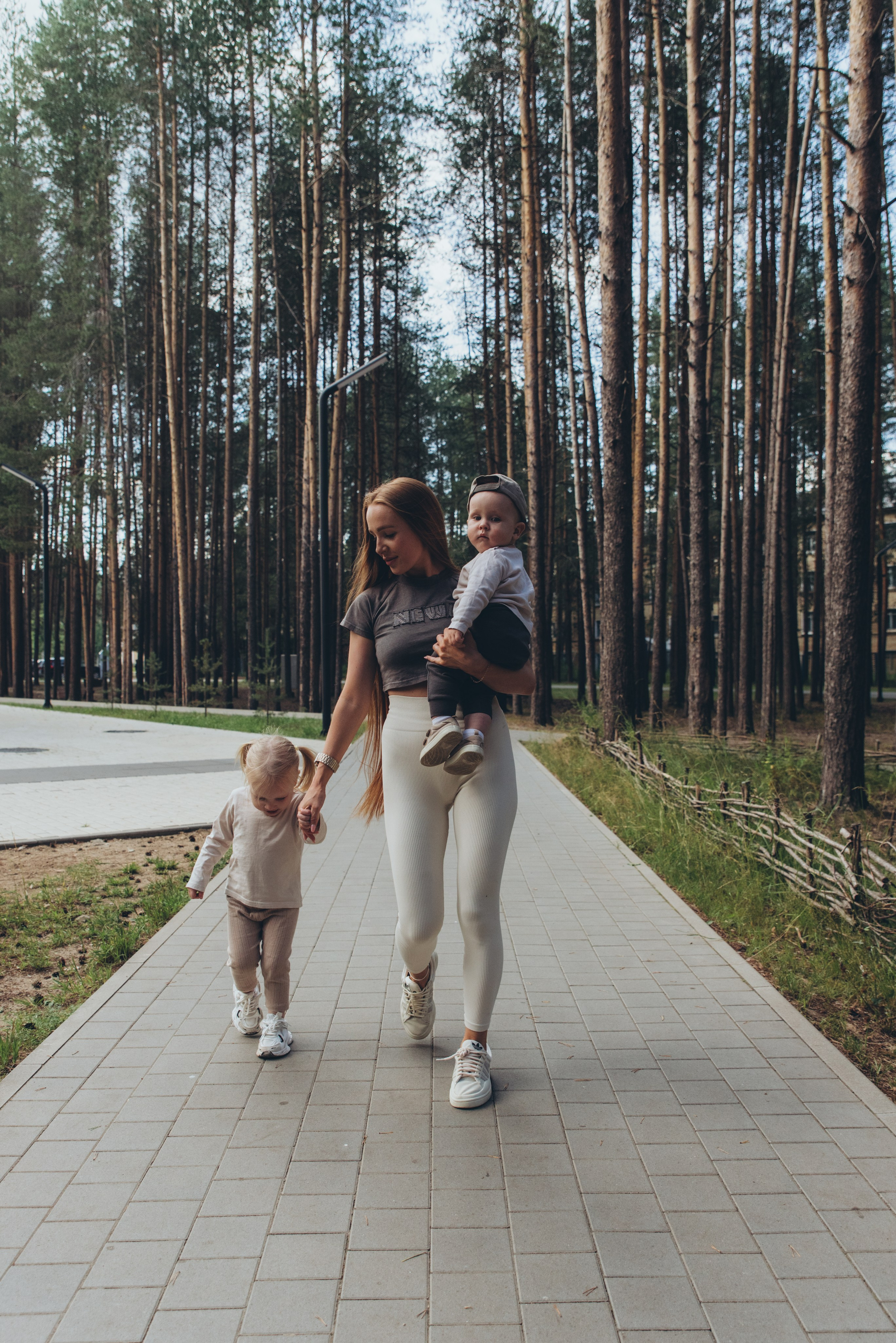 Милена и детки. Фотограф Bardakova.ph г. Ухта