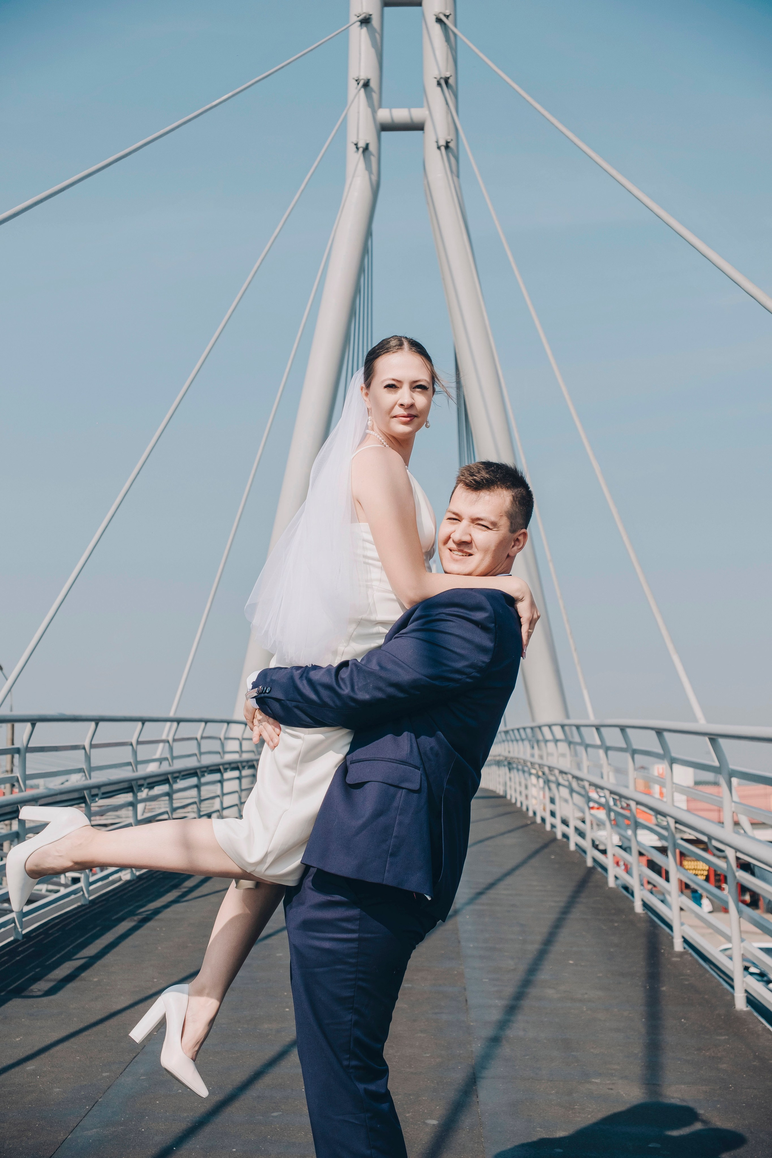 Свадебная прогулка в городе. Фотограф в Иркутске Анна Мирошникова