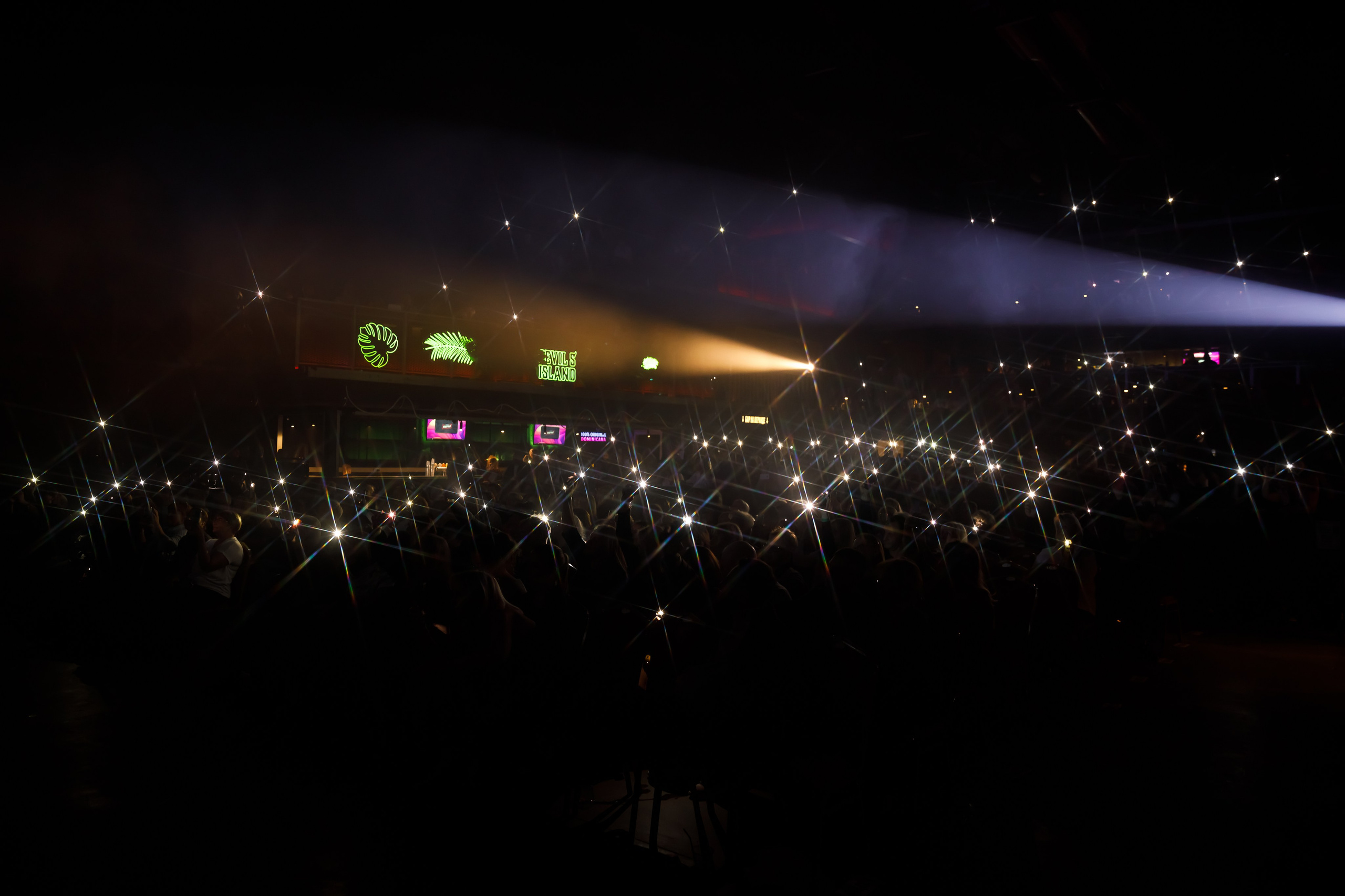 СЕРГЕЙ ПЕНКИН (1930). Катерина Киреева — фотограф в Москве