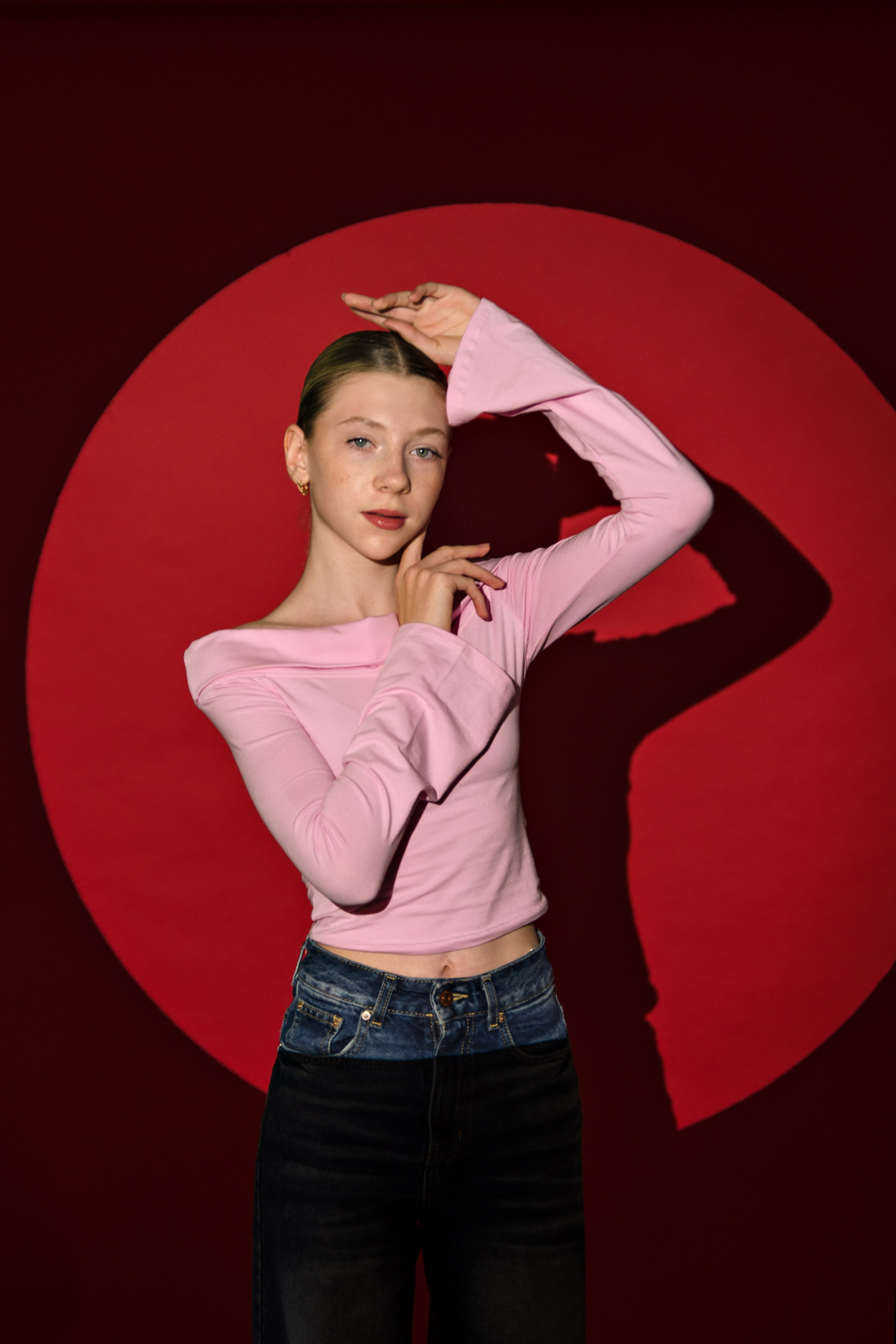 Съемки в студии. Индивидуальные, семейные, студийные съемки в Серпухове и за пределами