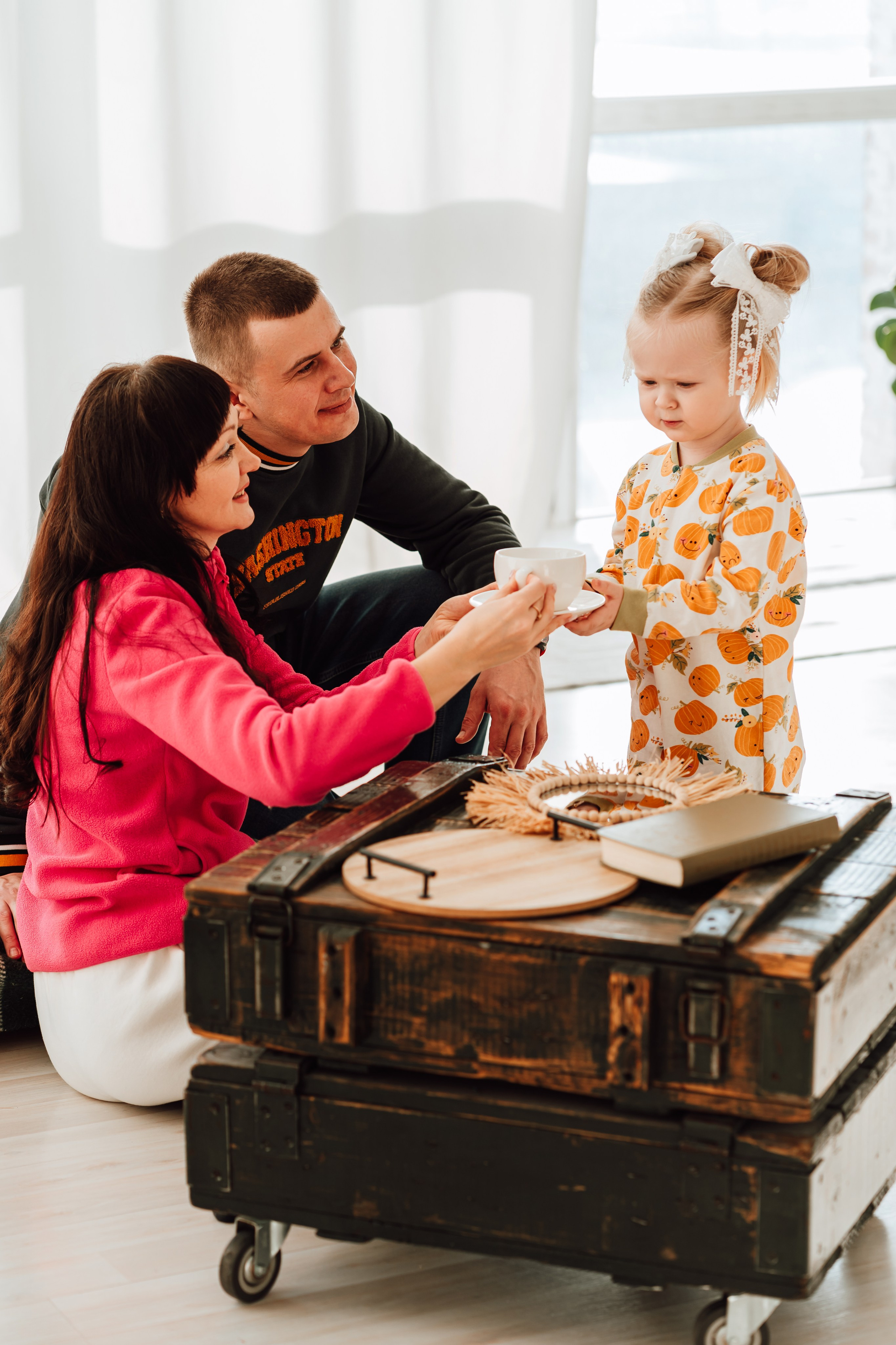 Фотосъемка мамы с дочкой. Фотограф Ким Наталья в Красноярске