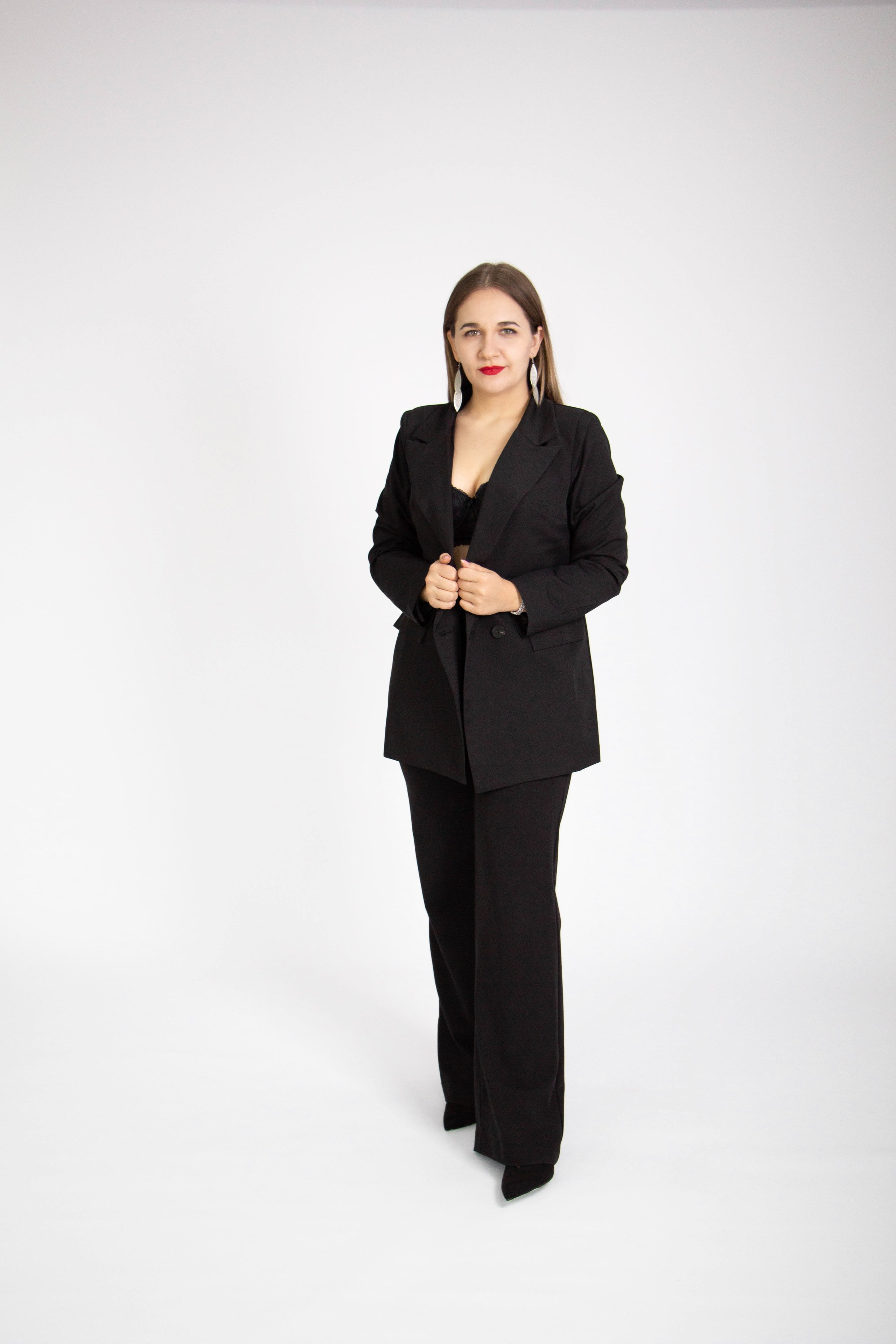 Анастасия черное на белом. Нечехова Виктория