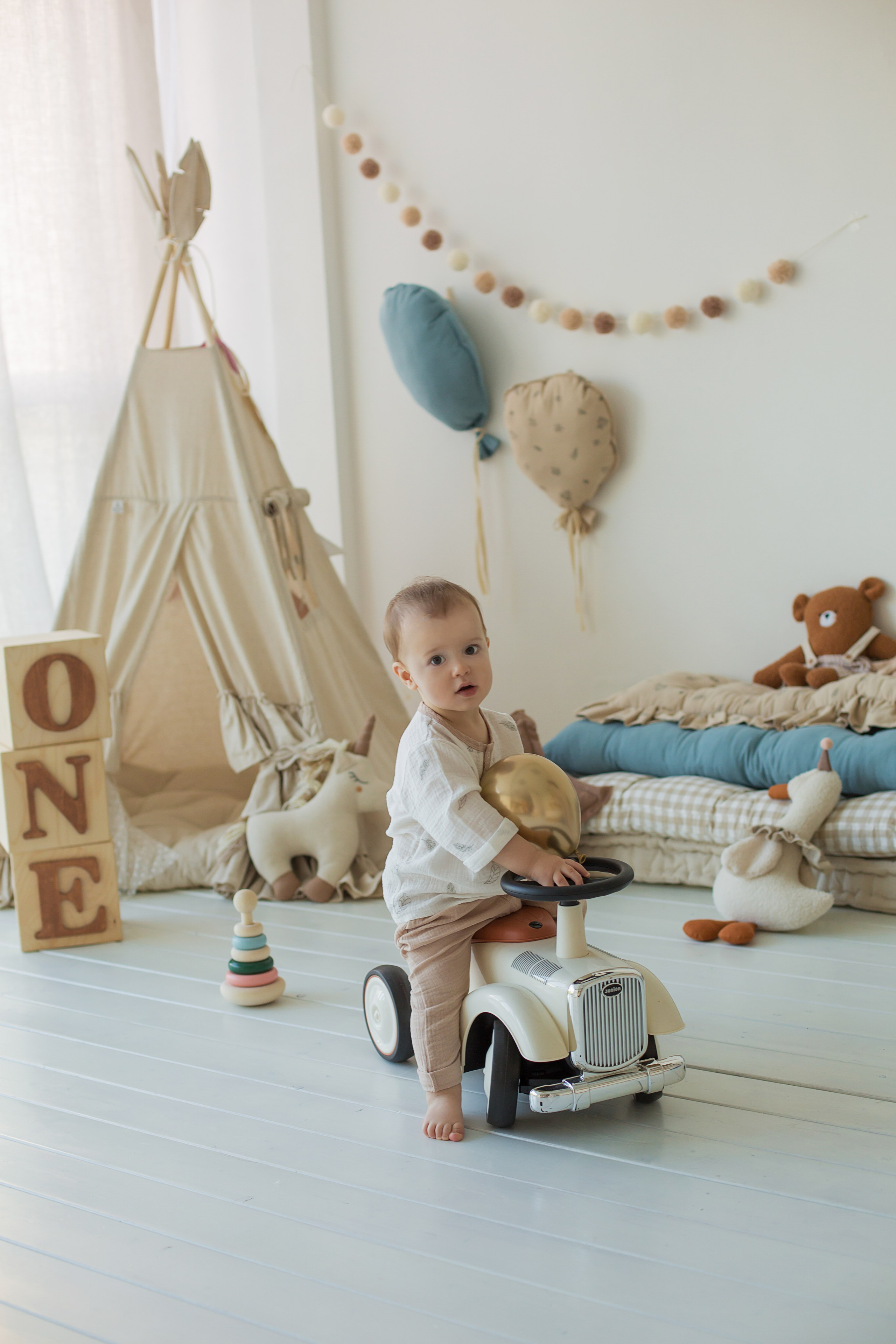 Адаму 1 год. Фотограф в Сочи Красной поляне Абхазии Юлия Кормишенко