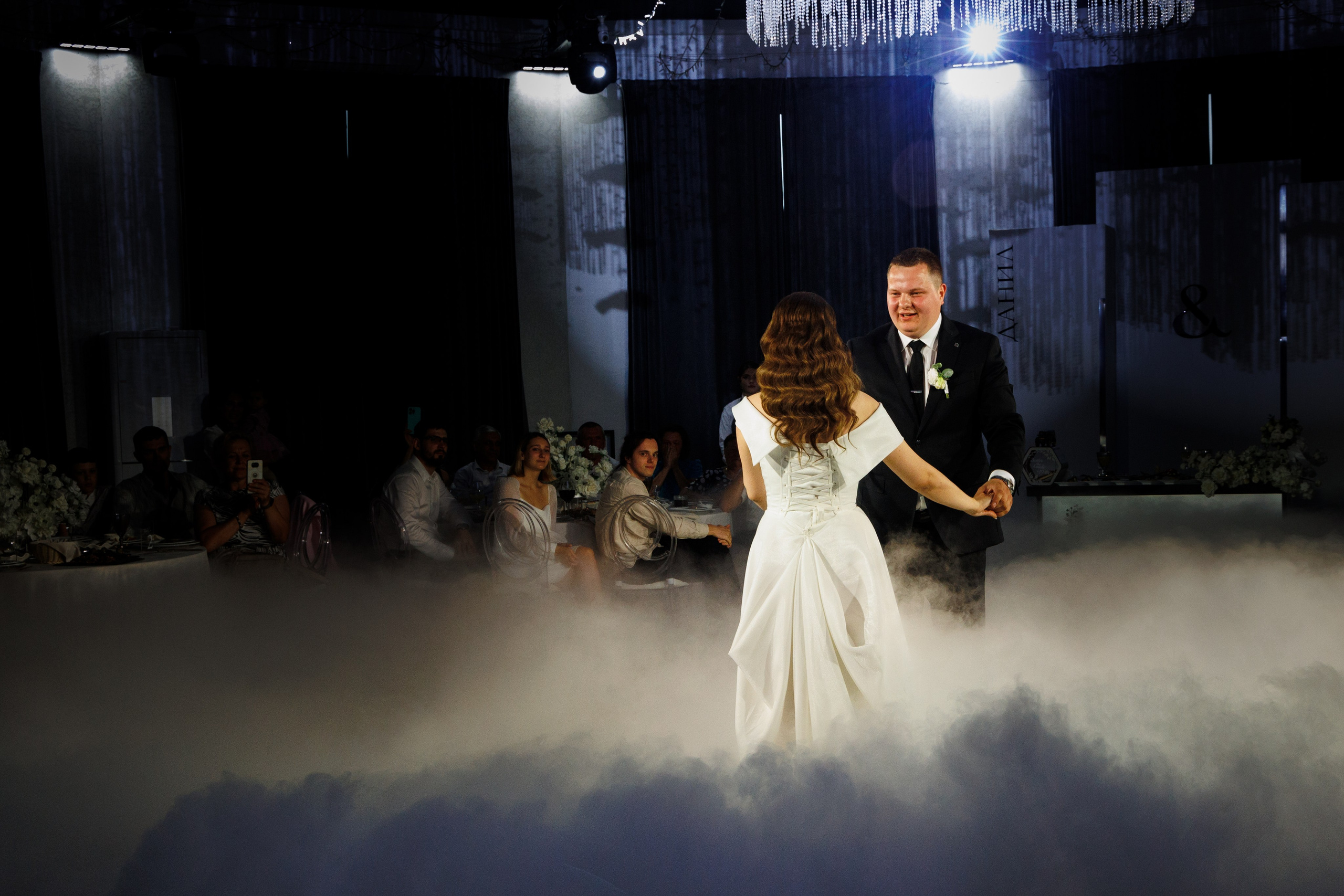 Данил и Любовь, мои фото с этого праздника. я был гость). Свадебный и семейный фотограф в г. Волхов Алексей Кочерыжкин