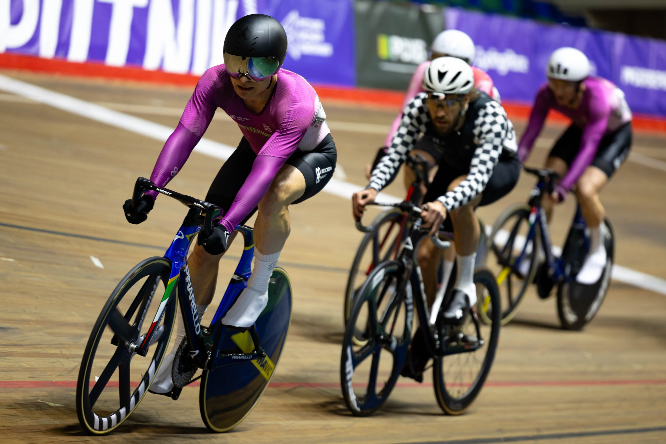 Sputnik Track Локосфинкс. Спортивный фотограф в Санкт-Петербурге Илья Vacool