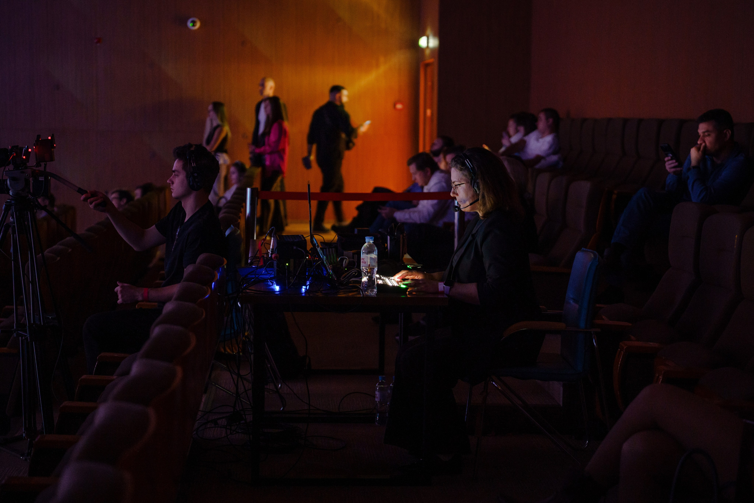 Репортажный фотограф на конференцию в Москве. Репортажный фотограф в Москве Саша Дружинина