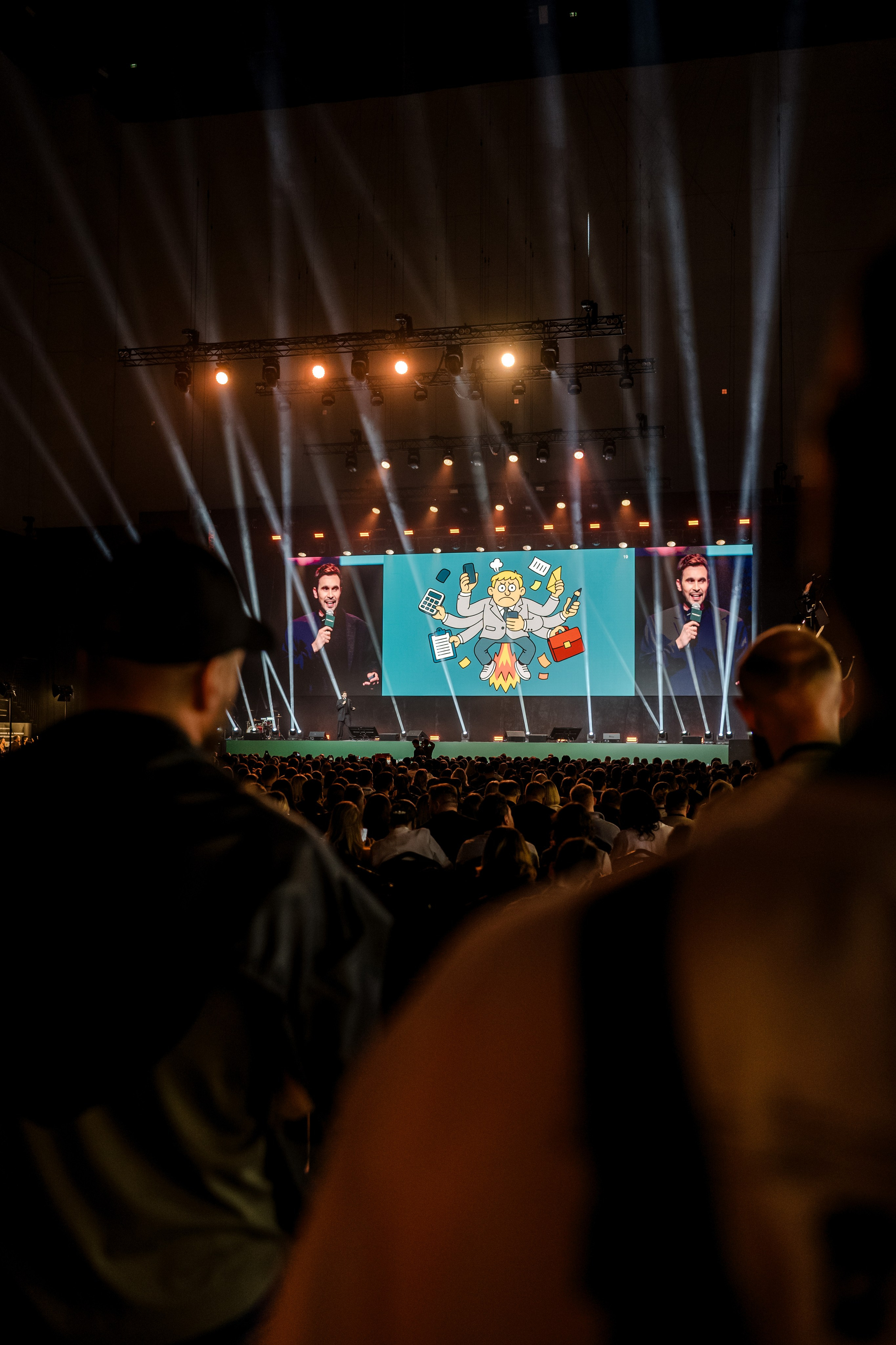 Конференция ОСНОВАТЕЛИ ЛАЙФ в MTS LIVE HALL. Репортажный фотограф в Москве Саша Дружинина