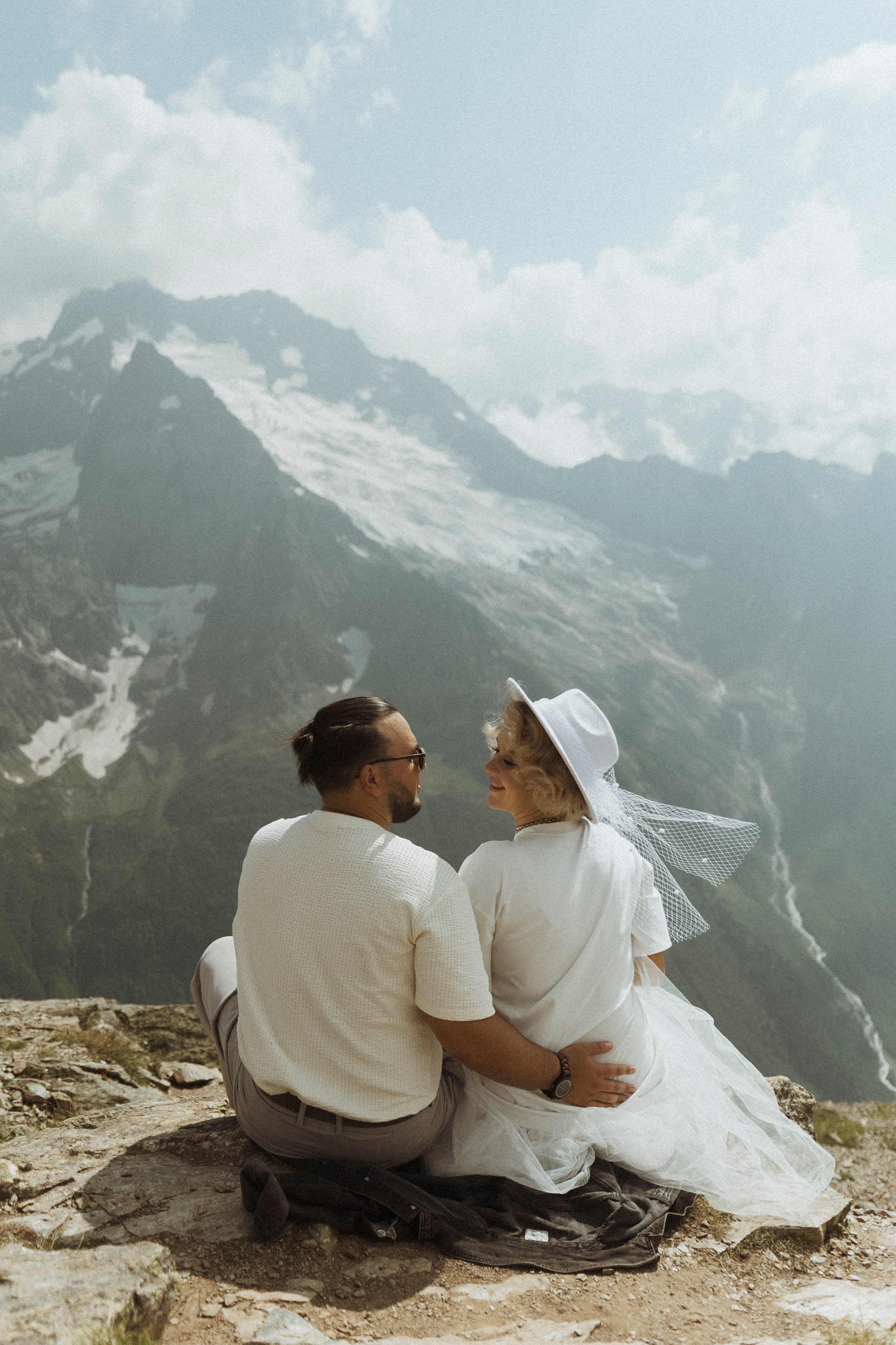 В ПОЛЕТЕ НЕЖНОСТИ. Фотограф Настя Конник | Пятигорск | Эльбрус | Домбай | Архыз