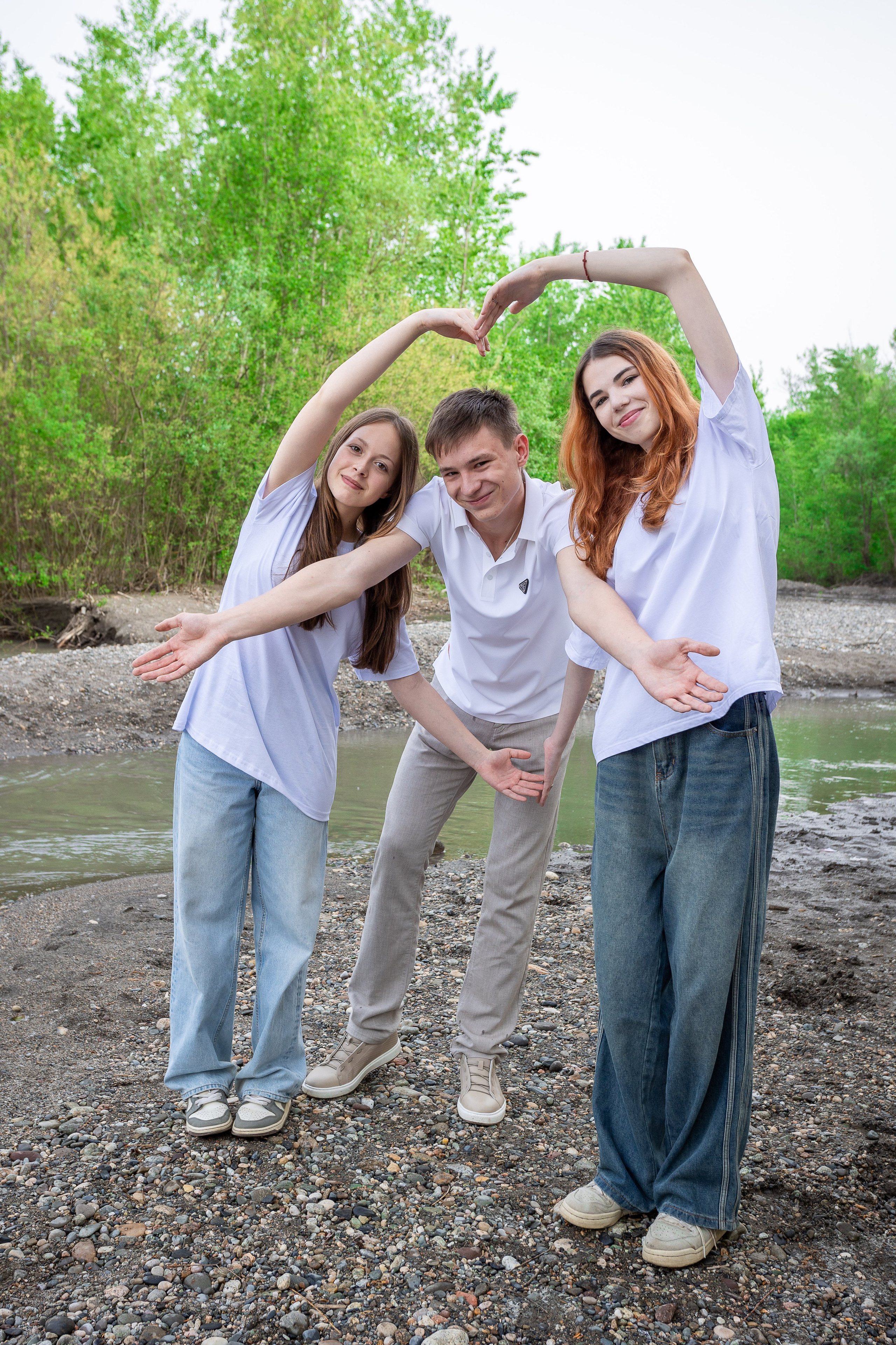 Уличная фотосессия на выпускной альбом. Выпускные альбомы Майкоп, Краснодар Елена Золотарева