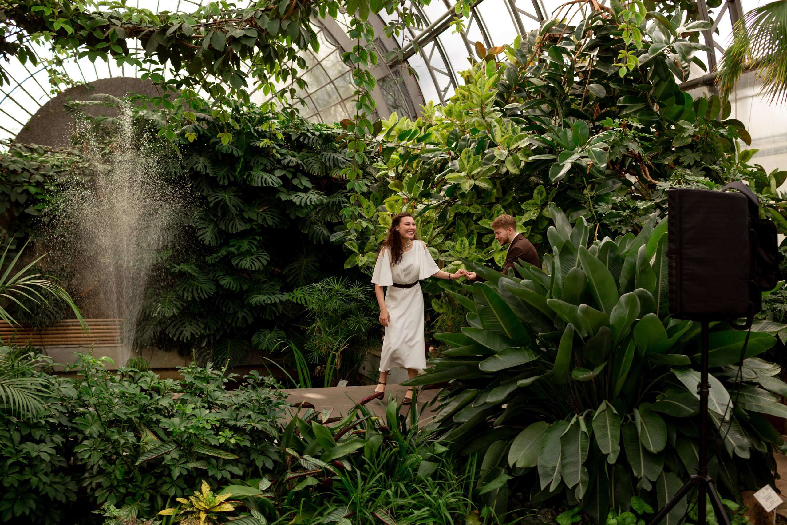 Выездная регистрация в Оранжерее Таврического сада. Свадебный фотограф Кирилл Белый
