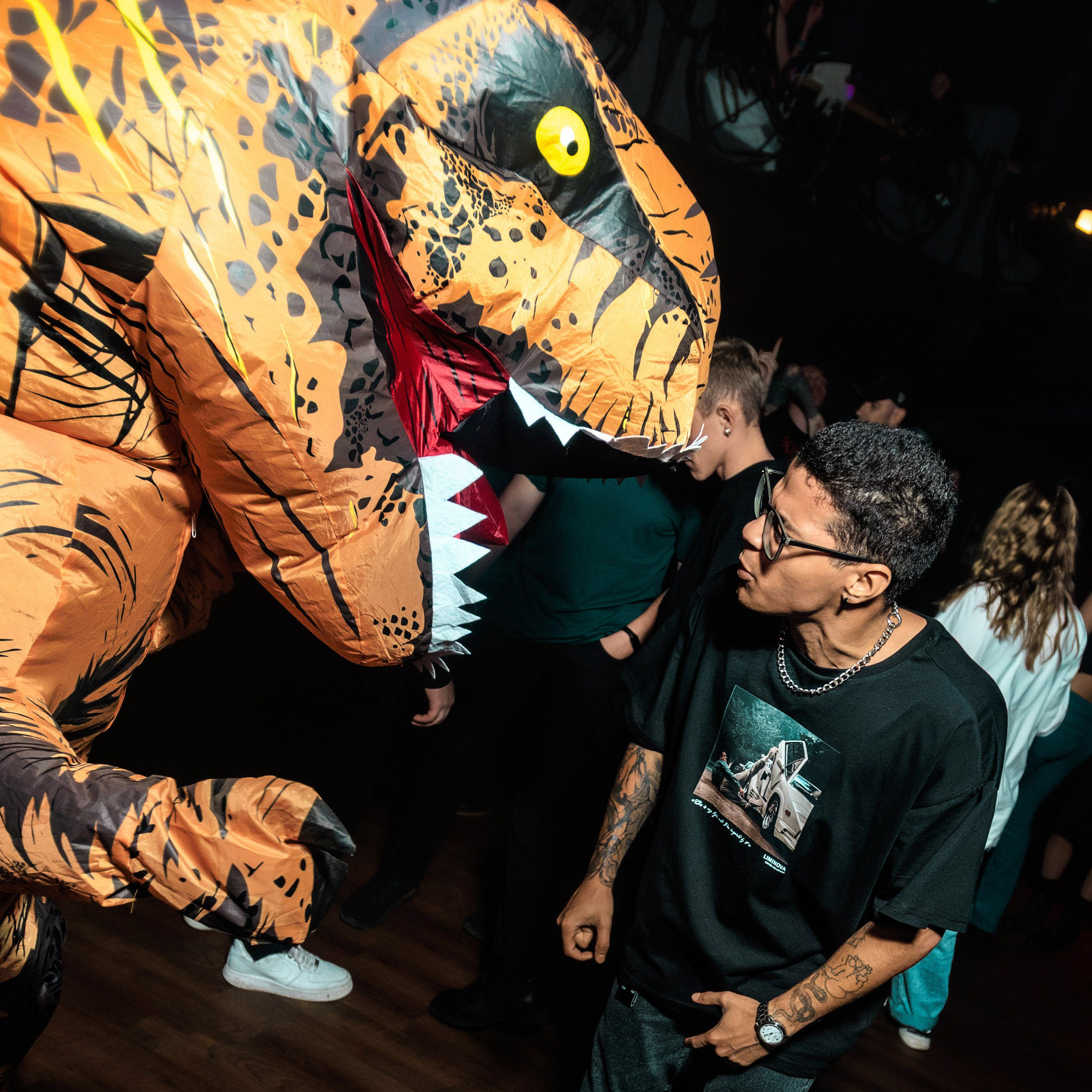 30.08.25 Олдскулы. Репортажный фотограф Екатеринбург | Яркий, качественный репортаж | Концерты, клубы, репортаж, праздники, корпоративы