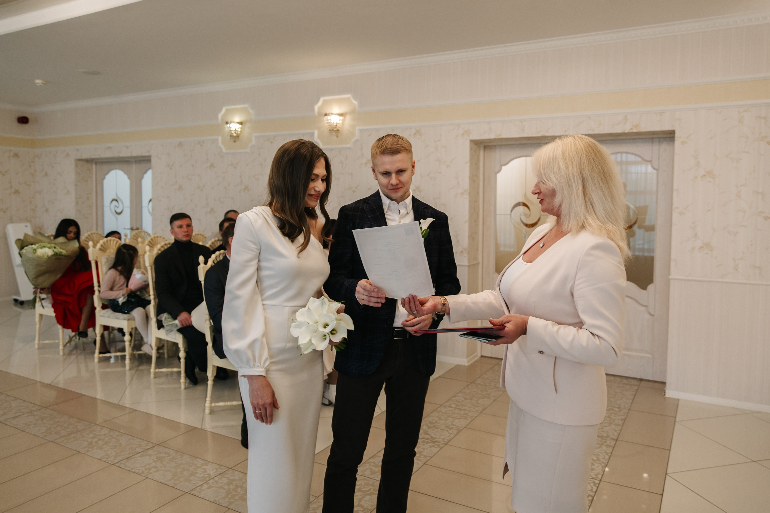 ЗАГС Курортного района (г. Сестрорецк) | сентябрь. Свадебный фотограф в Санкт-Петербурге Полина Корзухина