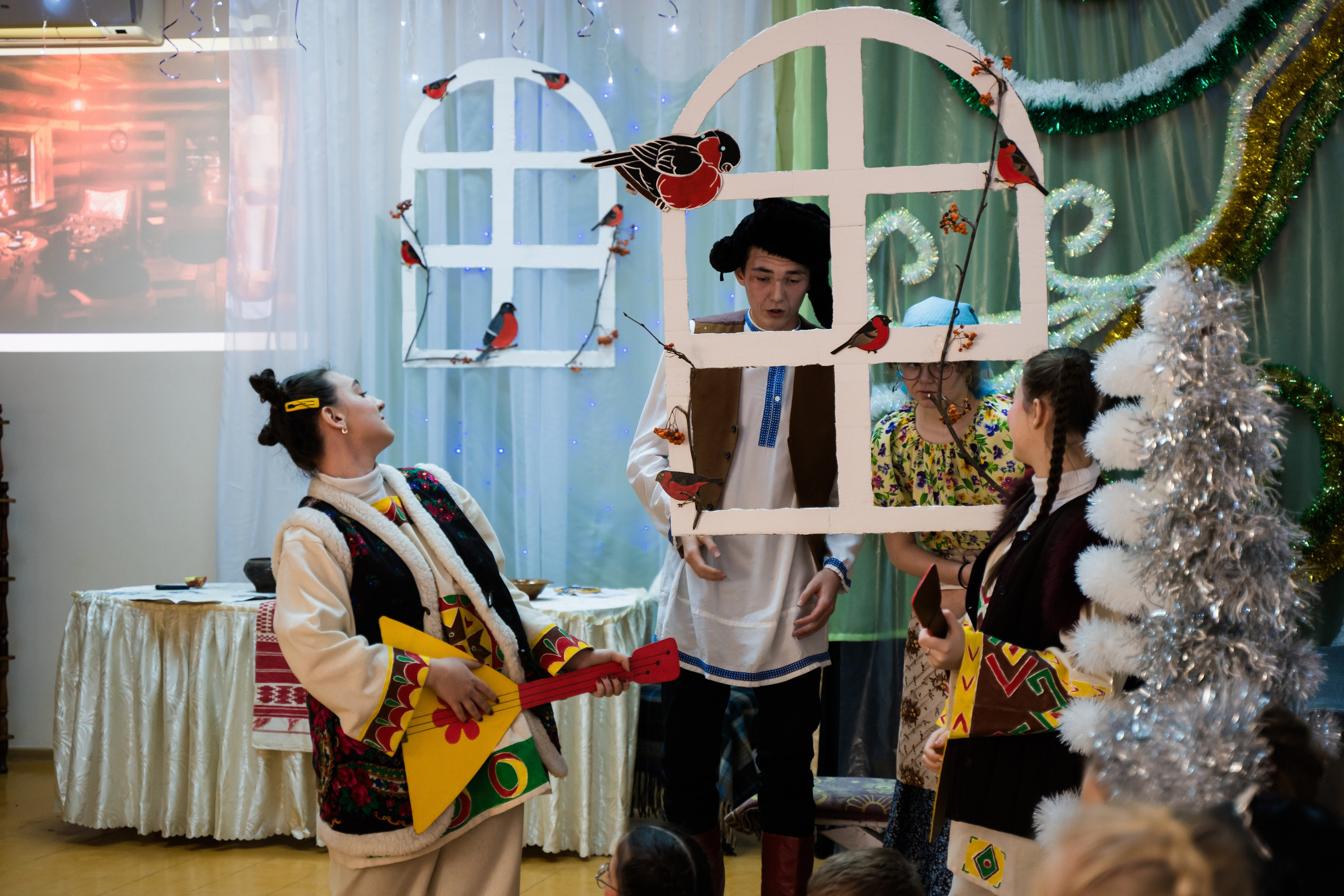 Детский утренник МОУ «СОШ № 4»