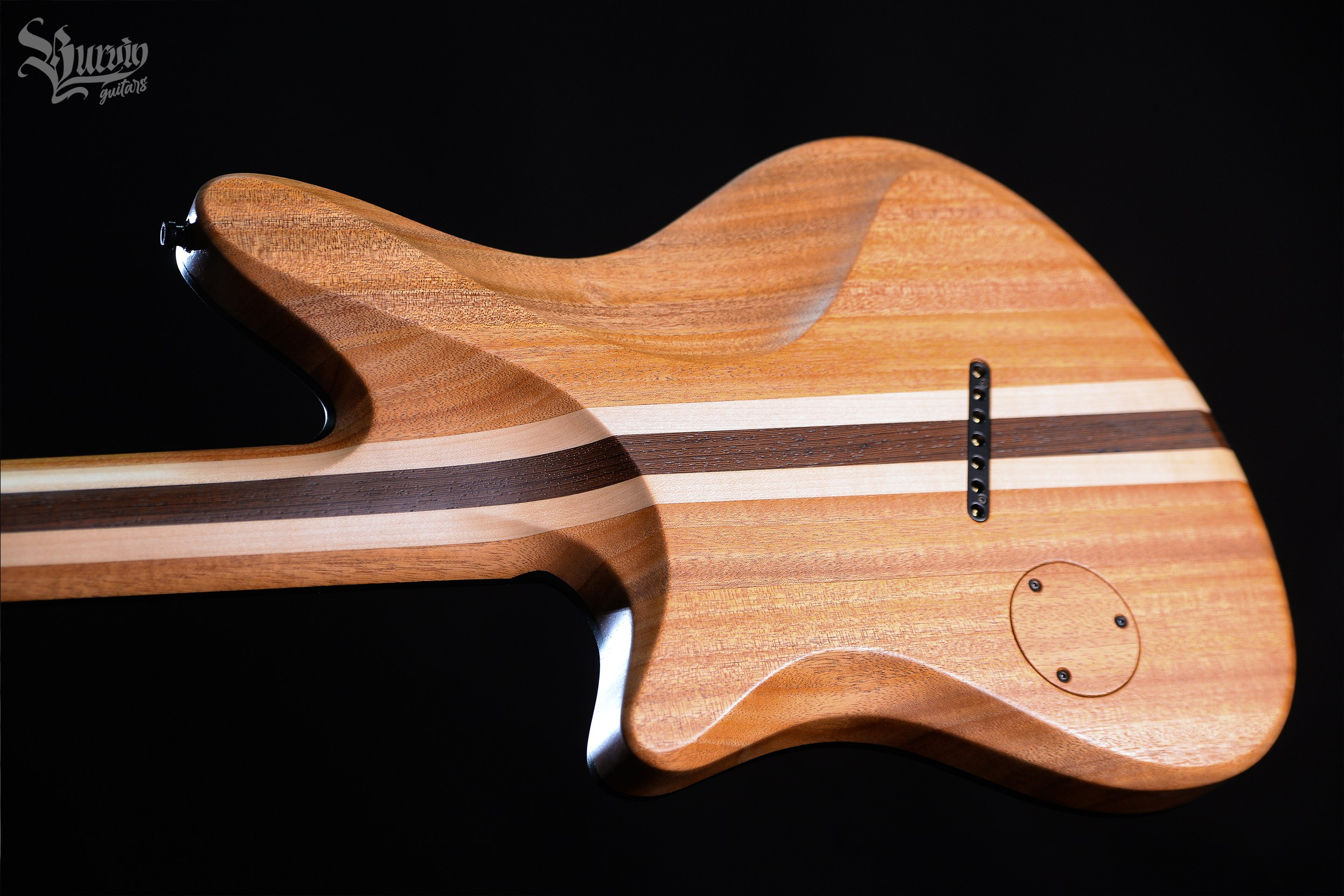 051 YAGA 7. Master of making guitars and basses to order