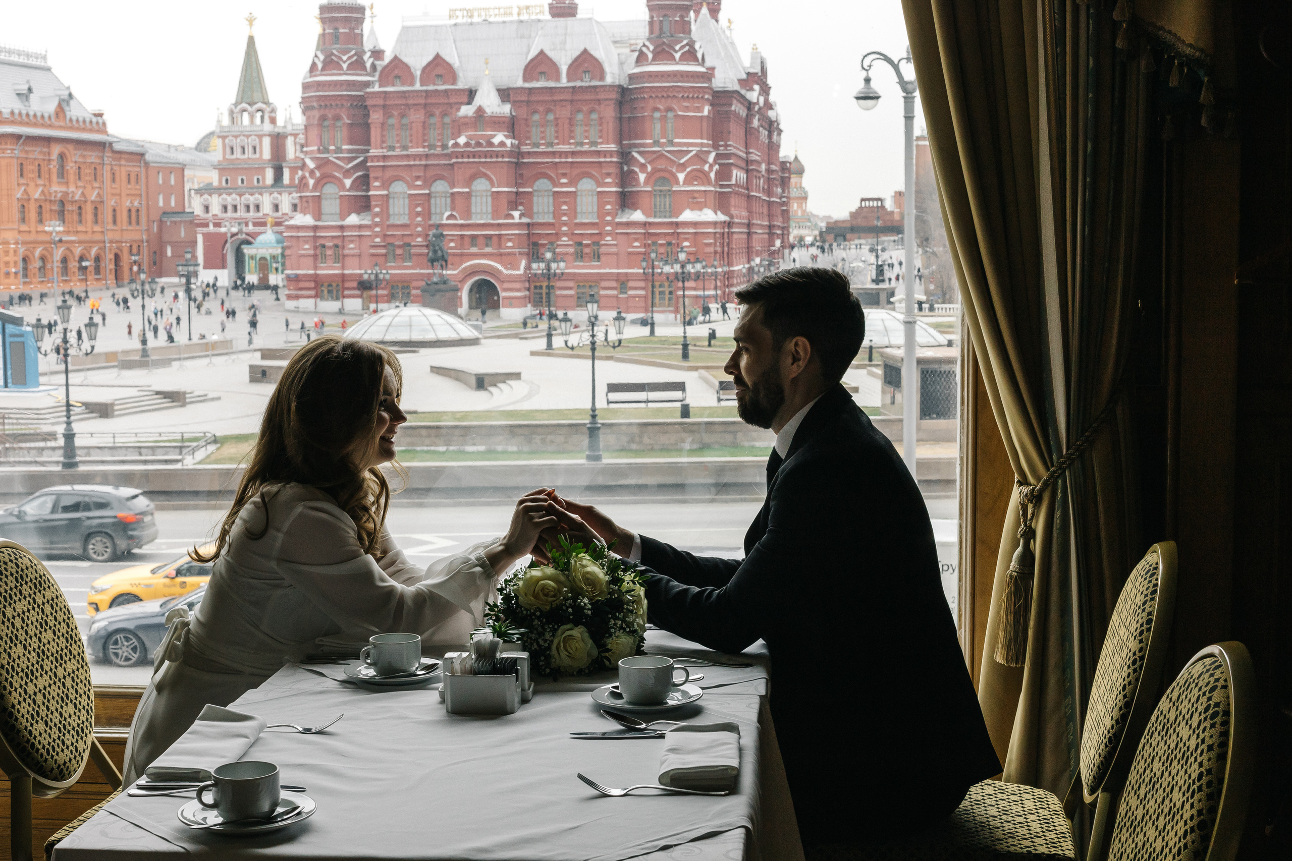 Свадебная прогулка по центру Москвы. Семейный Фотограф в Москве Евгения Симоненко