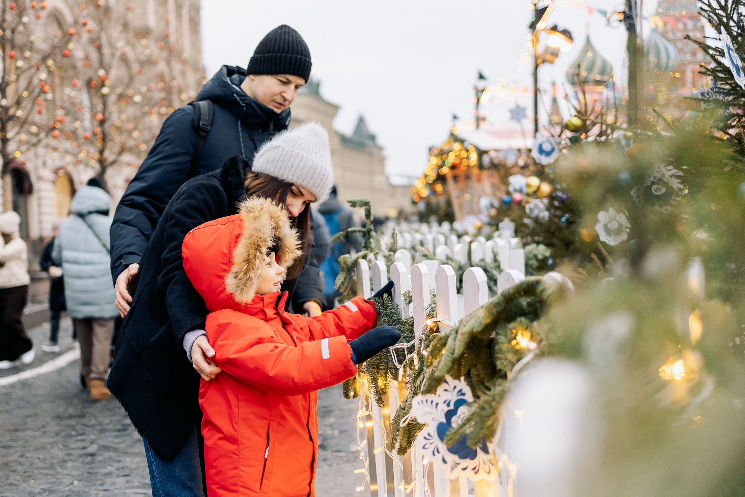 Семейная фотопрогулка у ГУМа. Семейный Фотограф в Москве Евгения Симоненко