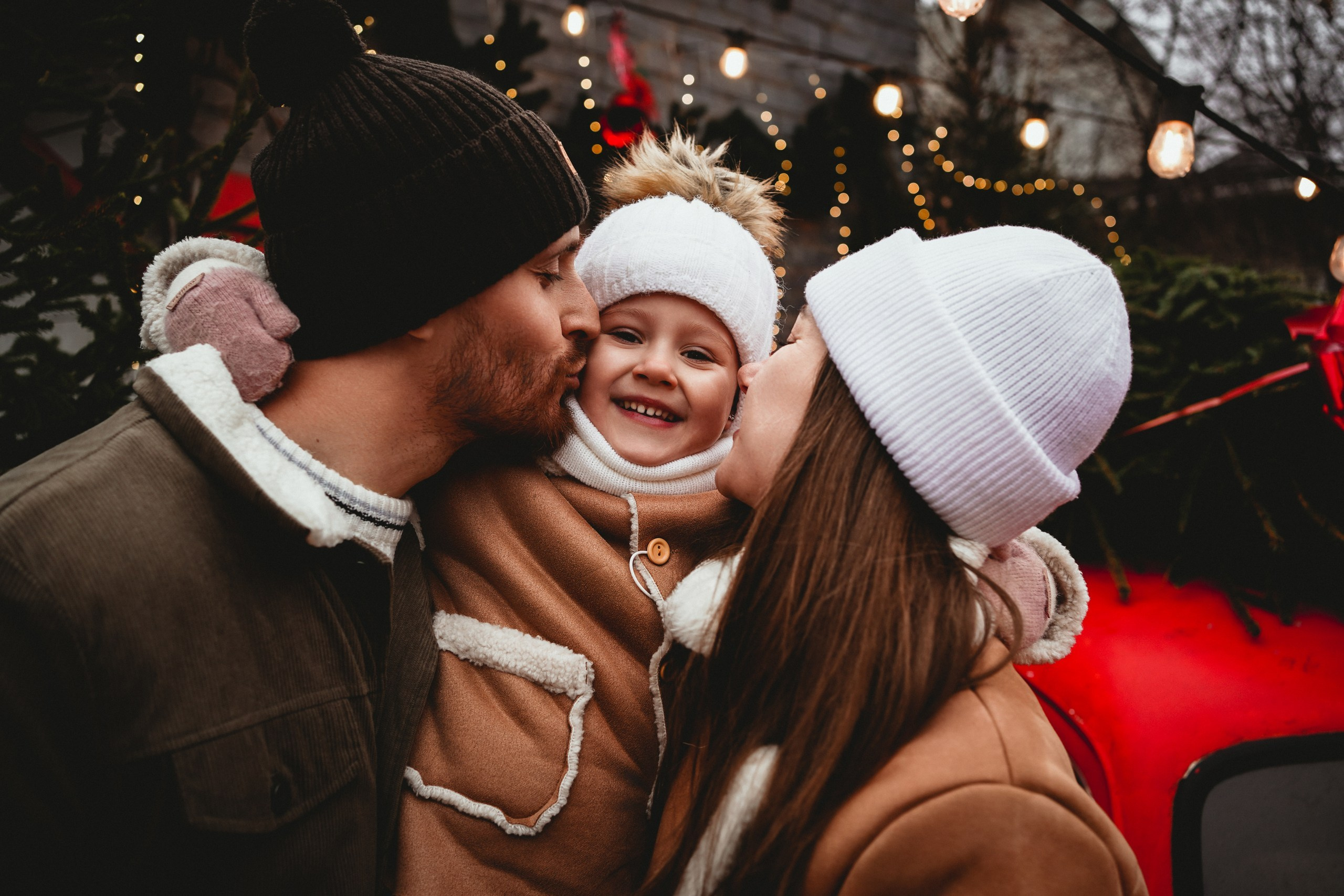 Новогодняя семейная фотосессия в фотостудии Авокадо. Ростов-на-Дону. Свадебный фотограф в Ростове-на-Дону. Таинство Крещения и Венчания, семейные фотосессии. Алёна Чёботова