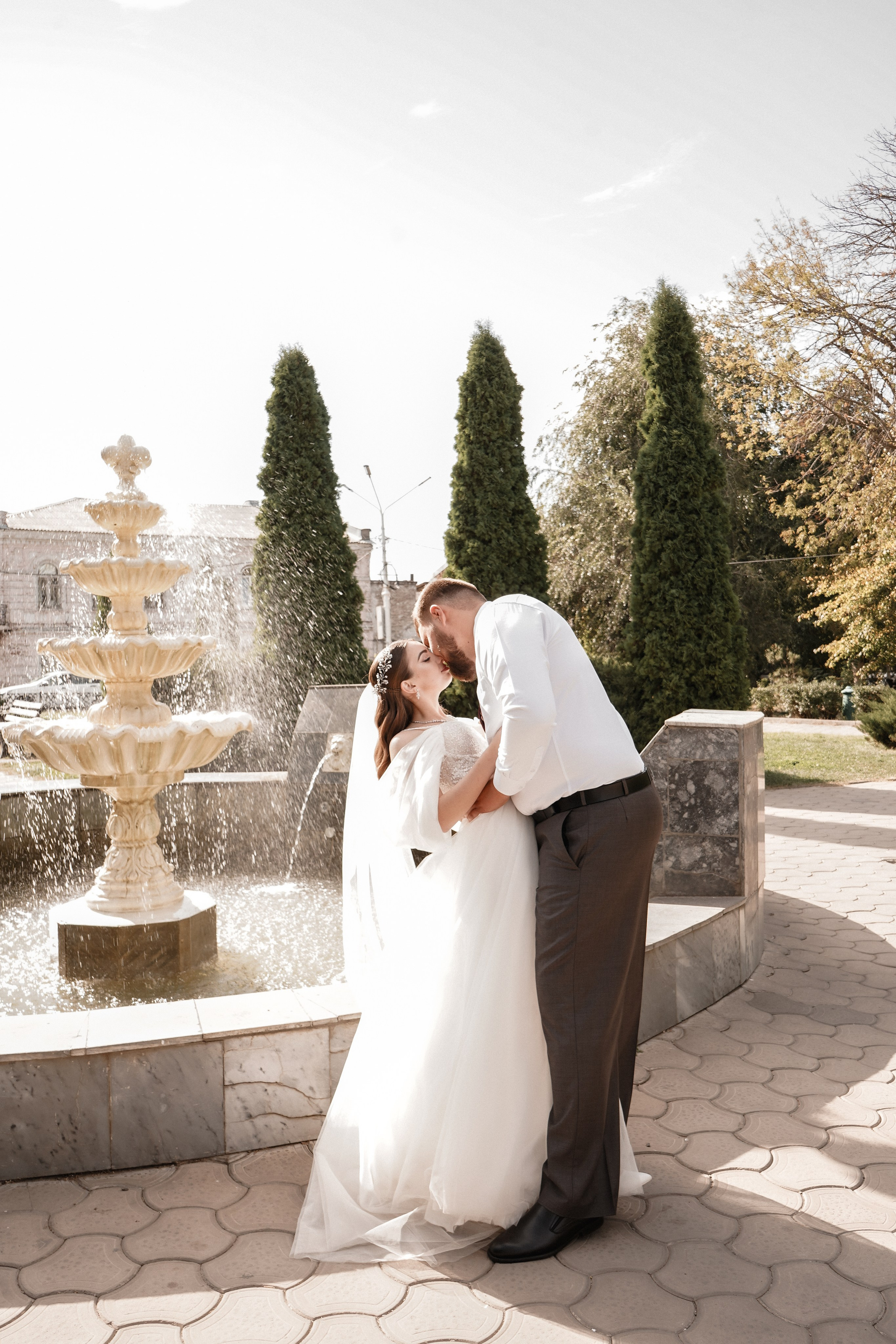 Свадебная фотосессия в Новочеркасске. Александровский парк и Вознесенский войсковой всеказачий собор. Андрей и Елена. Свадебный фотограф в Ростове-на-Дону. Таинство Крещения и Венчания, семейные фотосессии. Алёна Чёботова