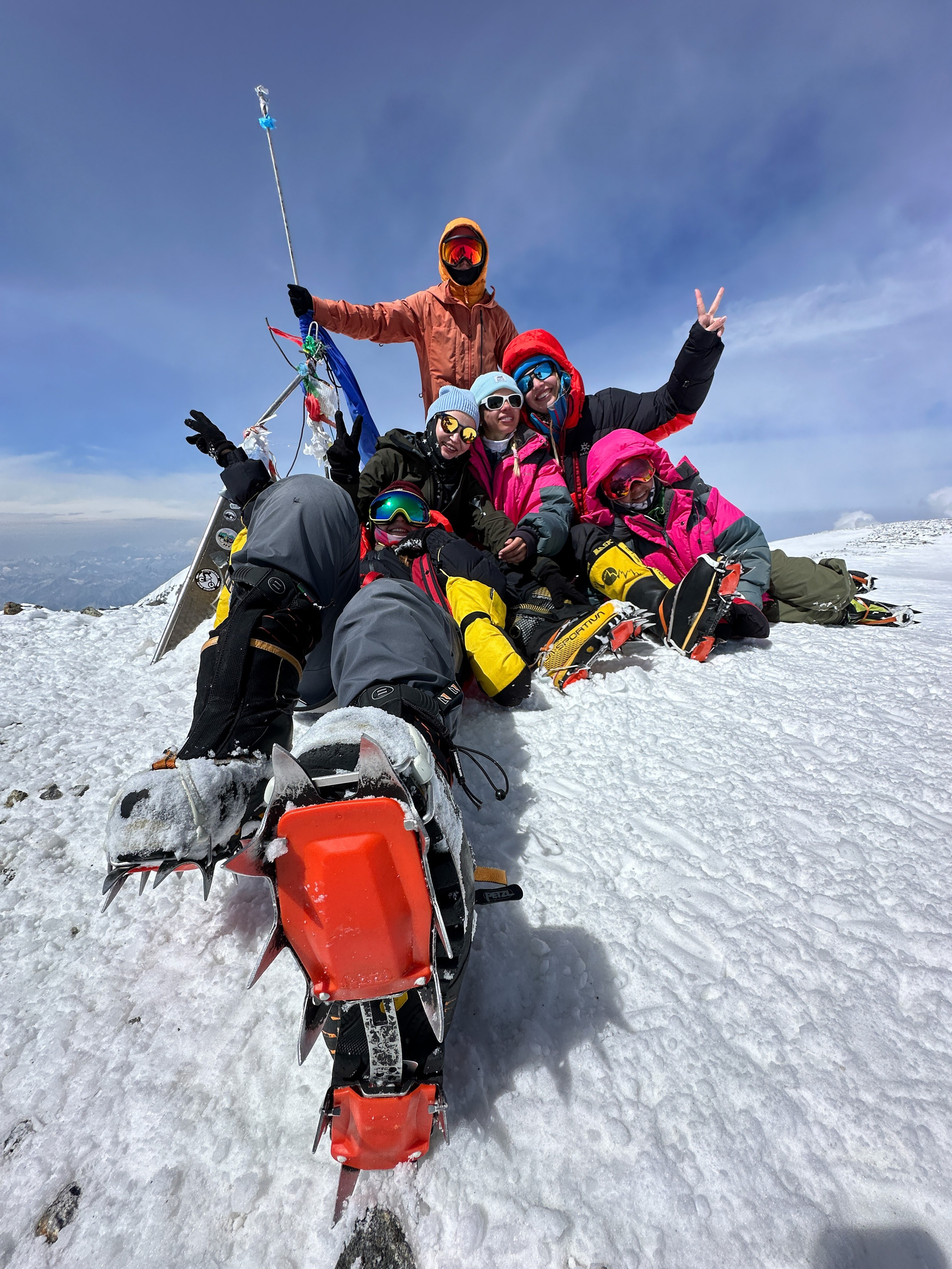 Восхождение на Эльбрус с юга. Уникальные экспедиции — LUCKY CLAN