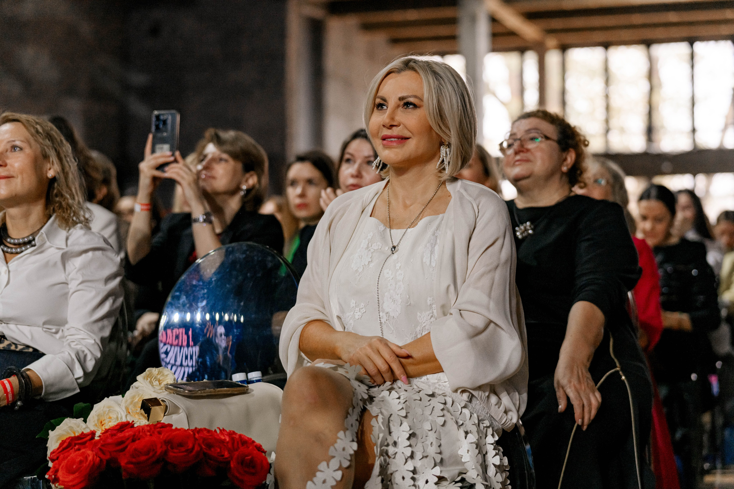 YOUTUBE ЖУРНАЛ ЖЕНЩИНЫ. Максим Комаров — Профессиональный фотограф