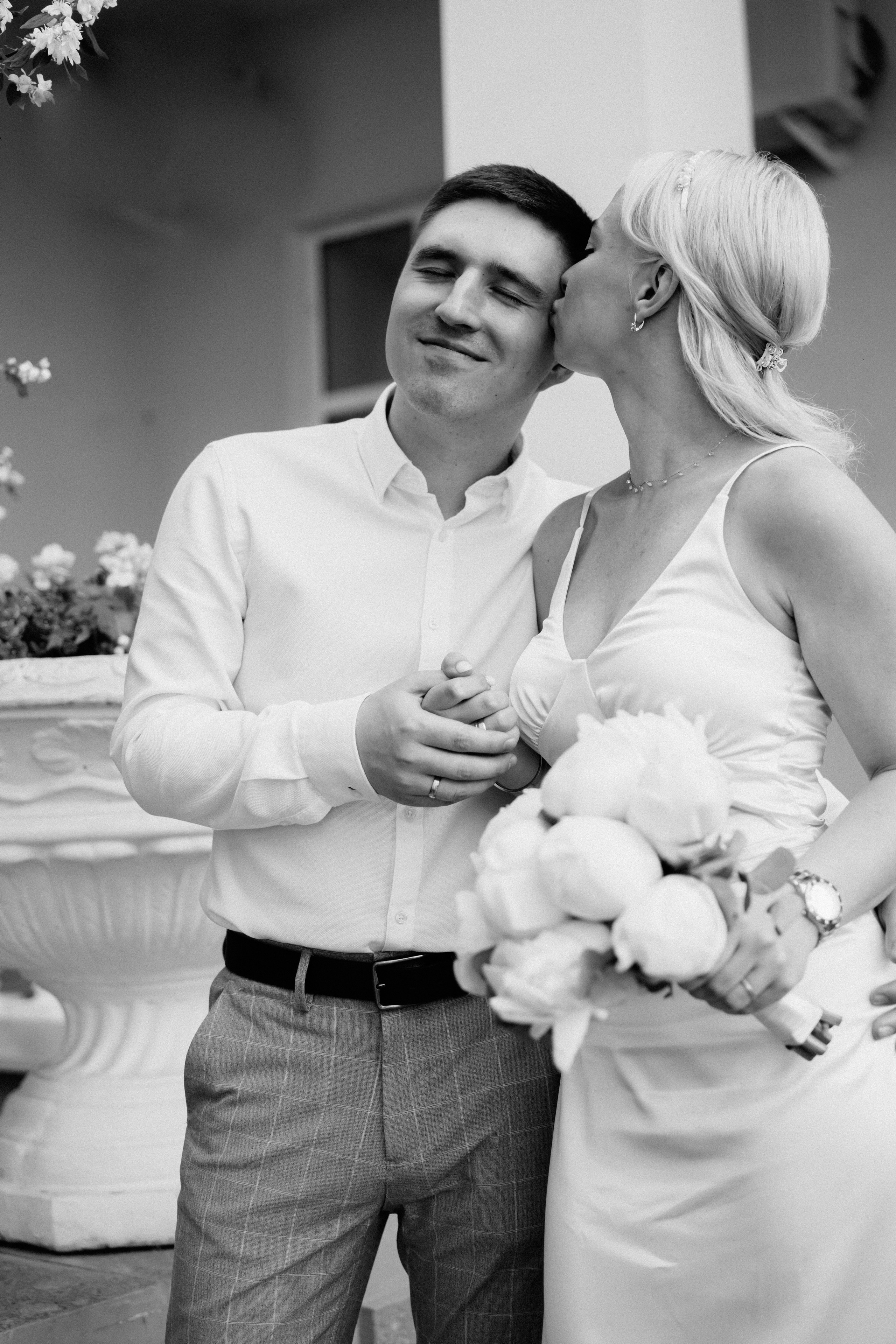 Саша и Ксения. Москва. ВДНХ. Ангелина Корф свадебный и семейный фотограф Коломна, Москва, Санкт-Пет