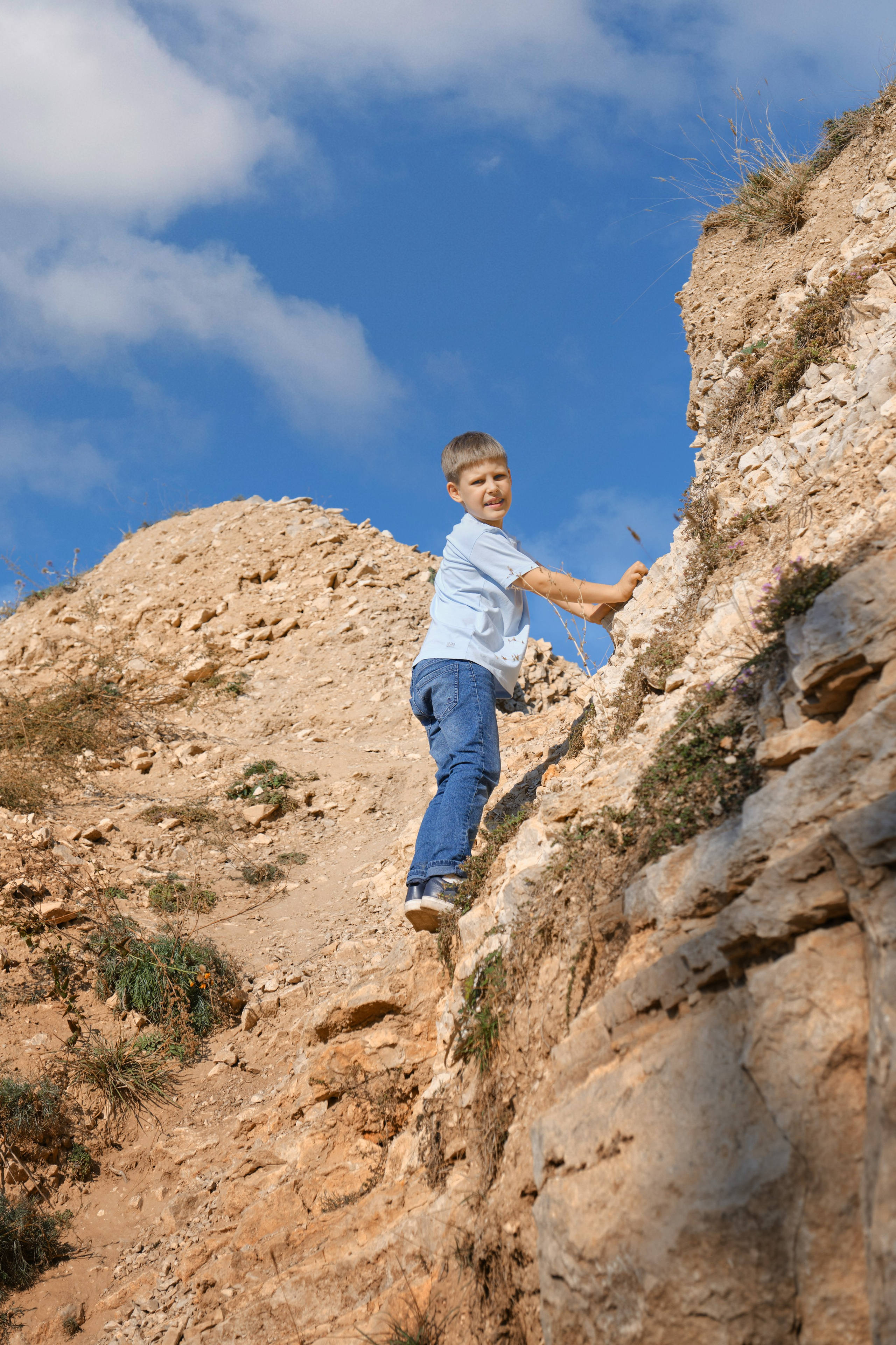 Летняя фотосессия на природе, в лесу, на улице. Семейная с детьми