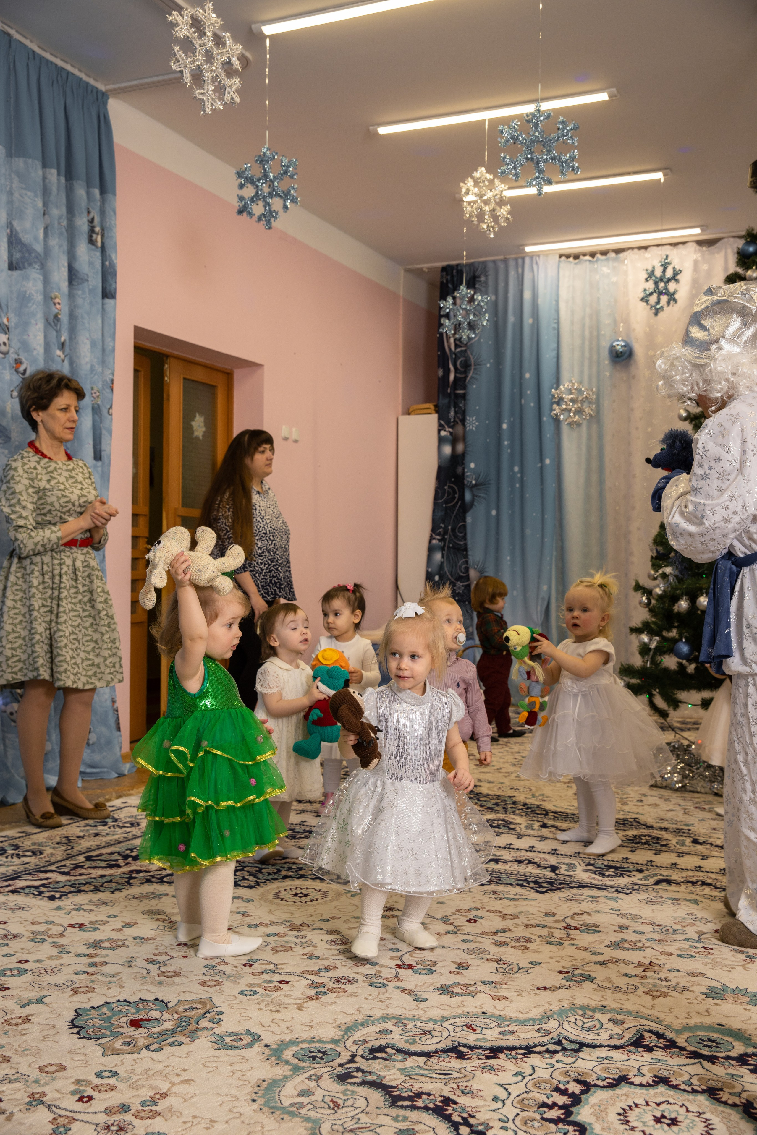 Новогодний утренник Успех. Фотограф в Железнодорожном и Балашихе