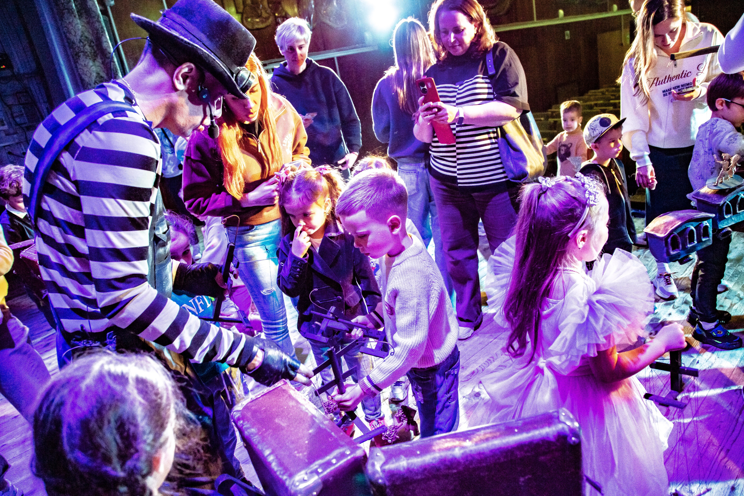 Театрп гномов или настоящие друзья. Фотограф в Сочи Юрий Шептаев