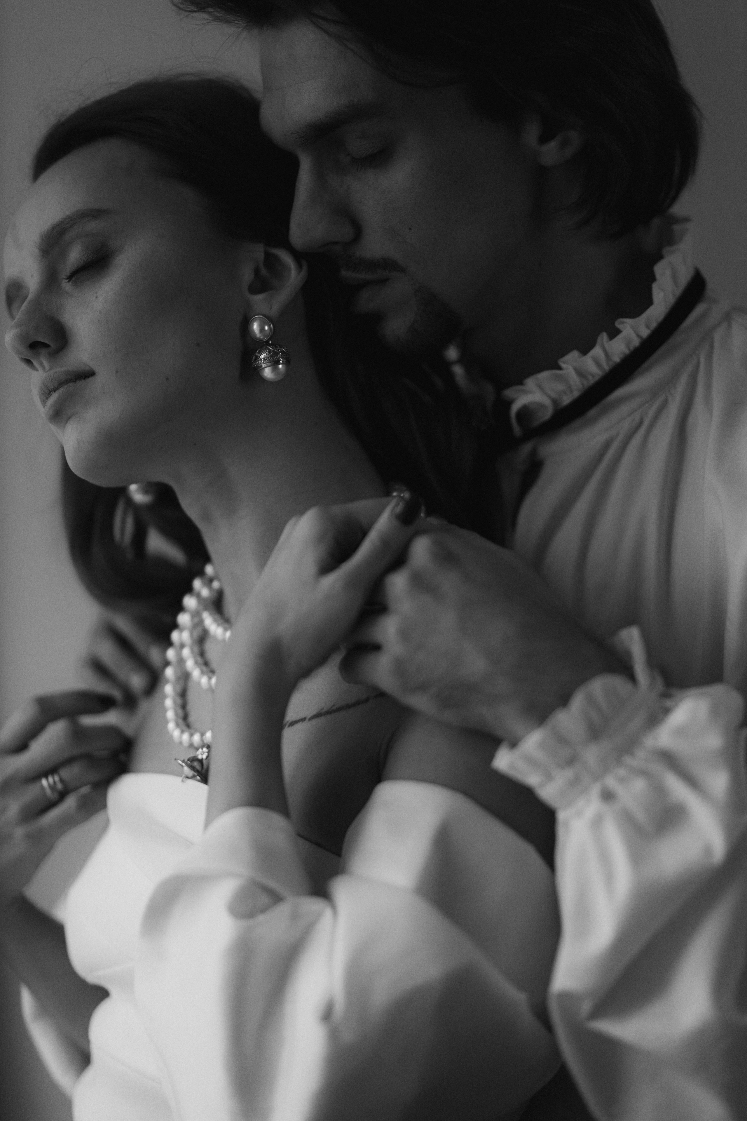 Леся и Никита (съёмка в съёмной квартире). Свадебный фотограф Беларусь Ольга Козыренко