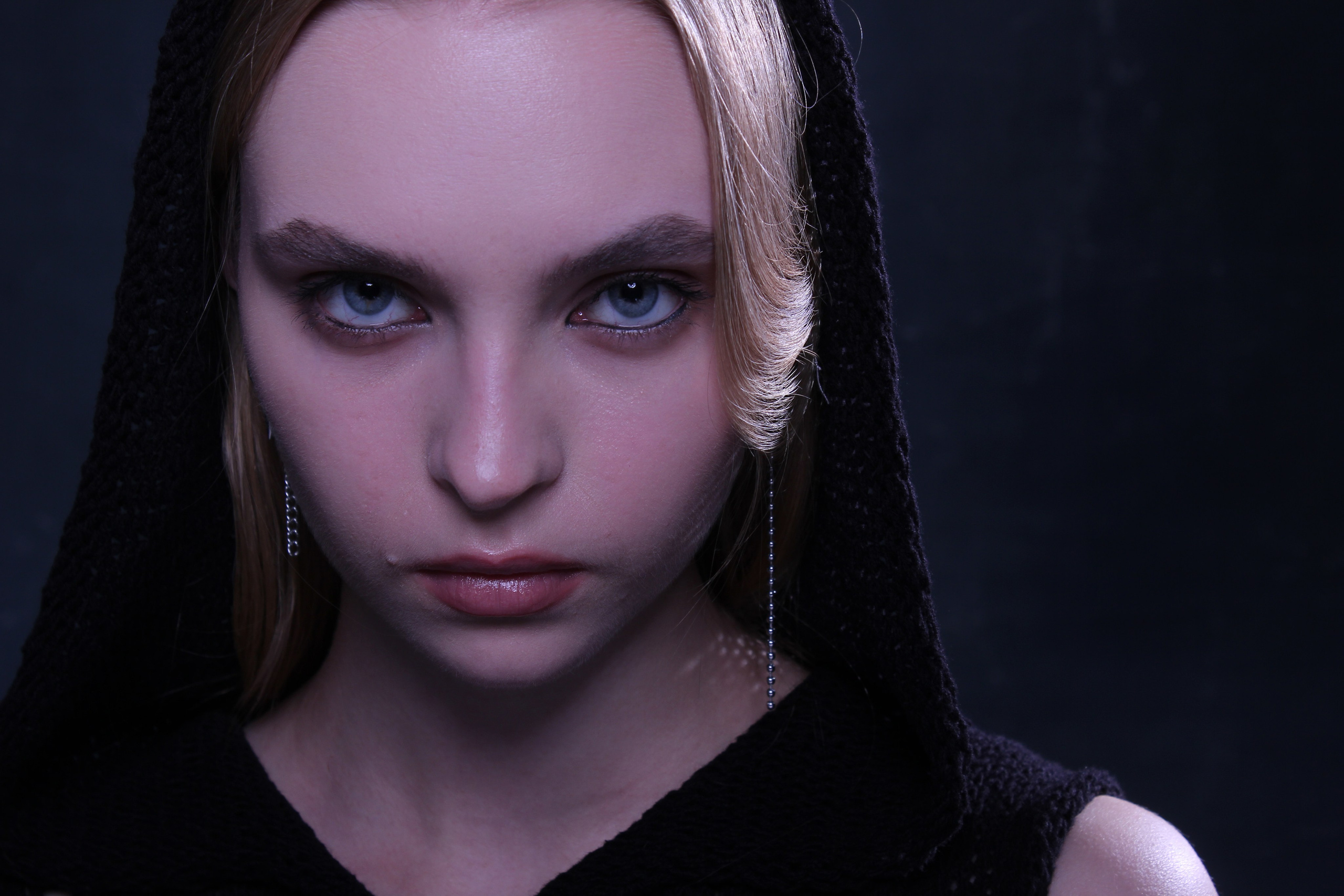 Liza. Креативный и коммерческий фотограф в Москве Алёна Куликова