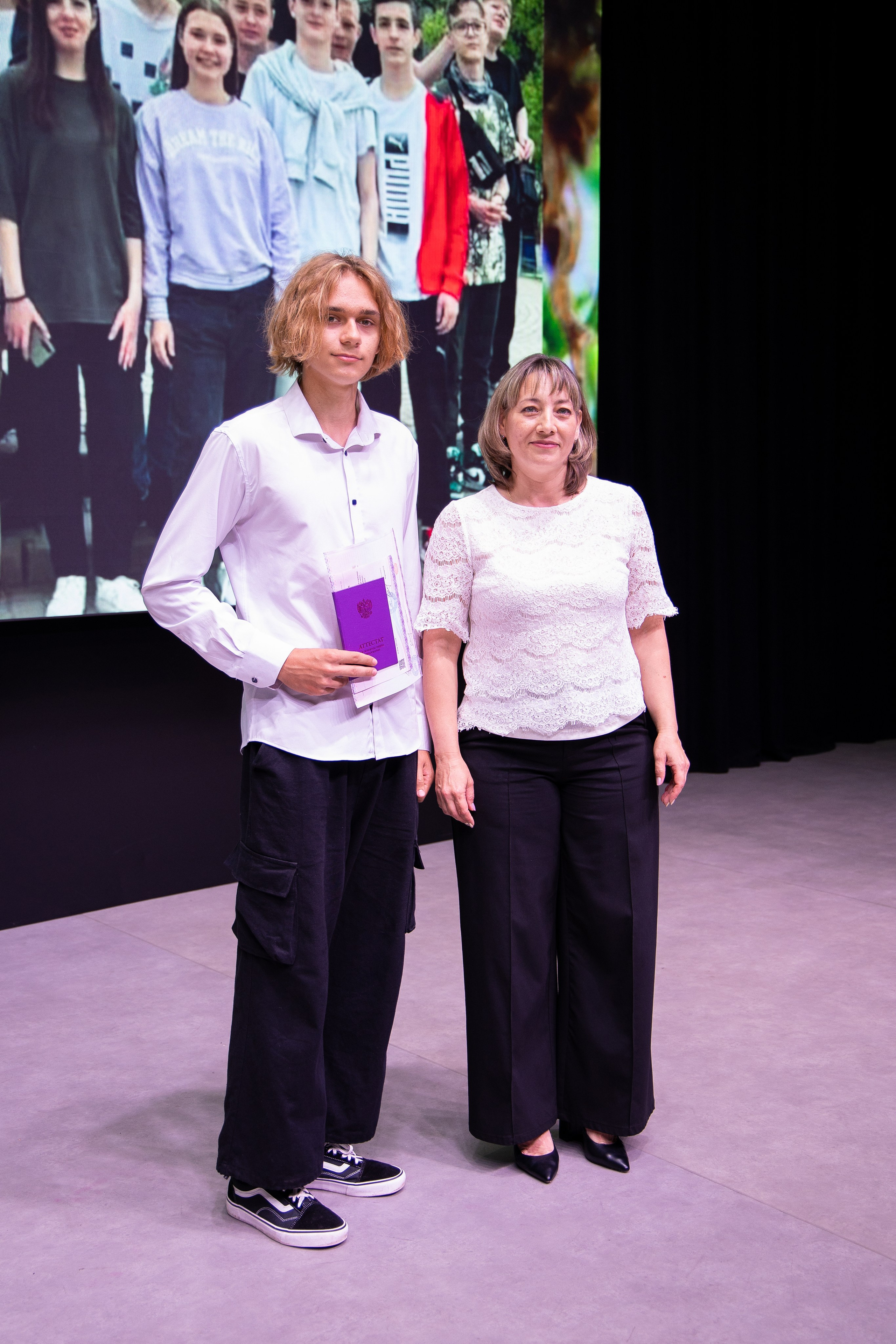 Выпускной в школе. Анна Рышкевич