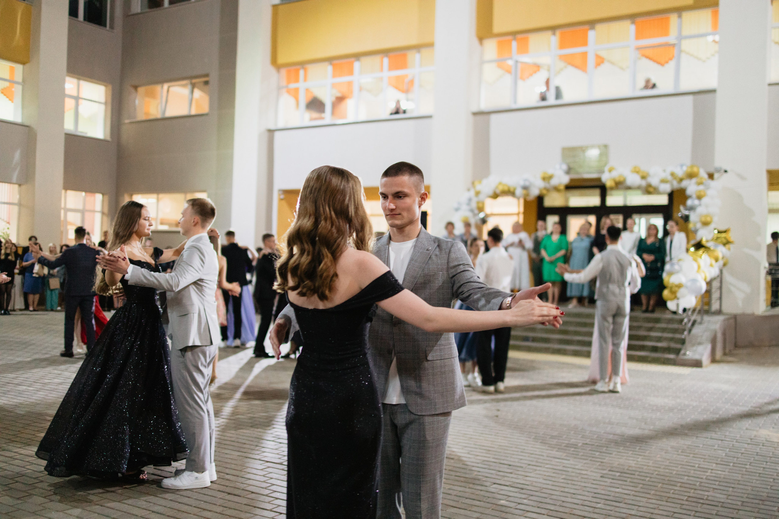 Выпускной Гимназия № 146. Свадебный фотограф в Минске Владислав Бабич