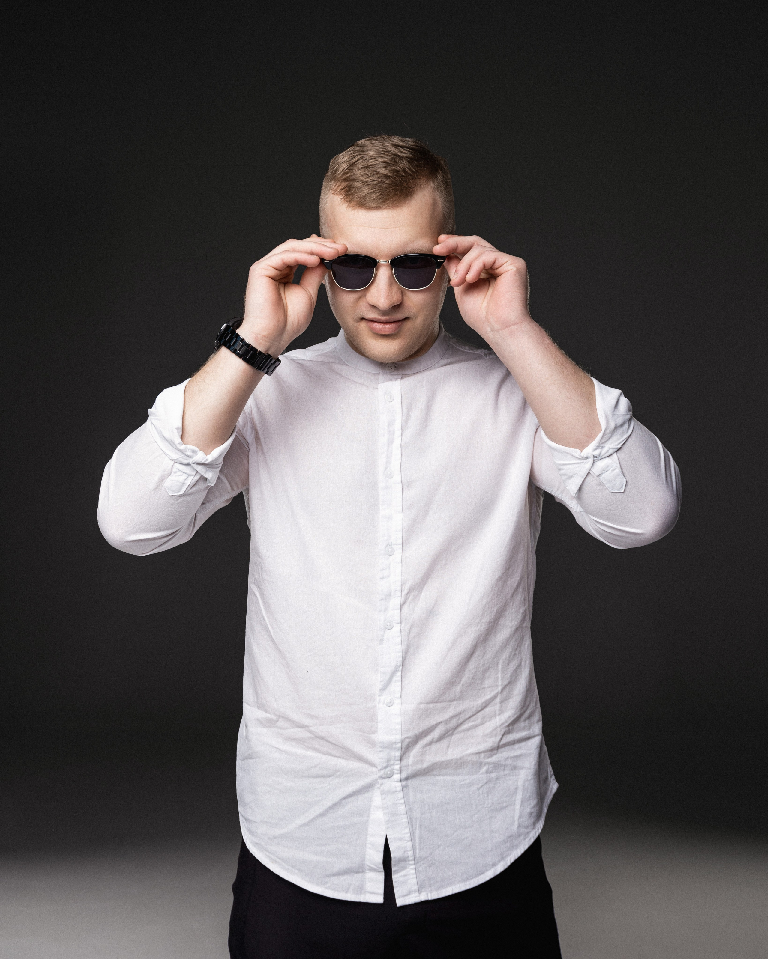 Студийные и уличные съемки. Студийный, предметный и репортажный фотограф в Владивостоке